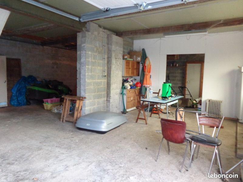 Garage fermé sécurisé