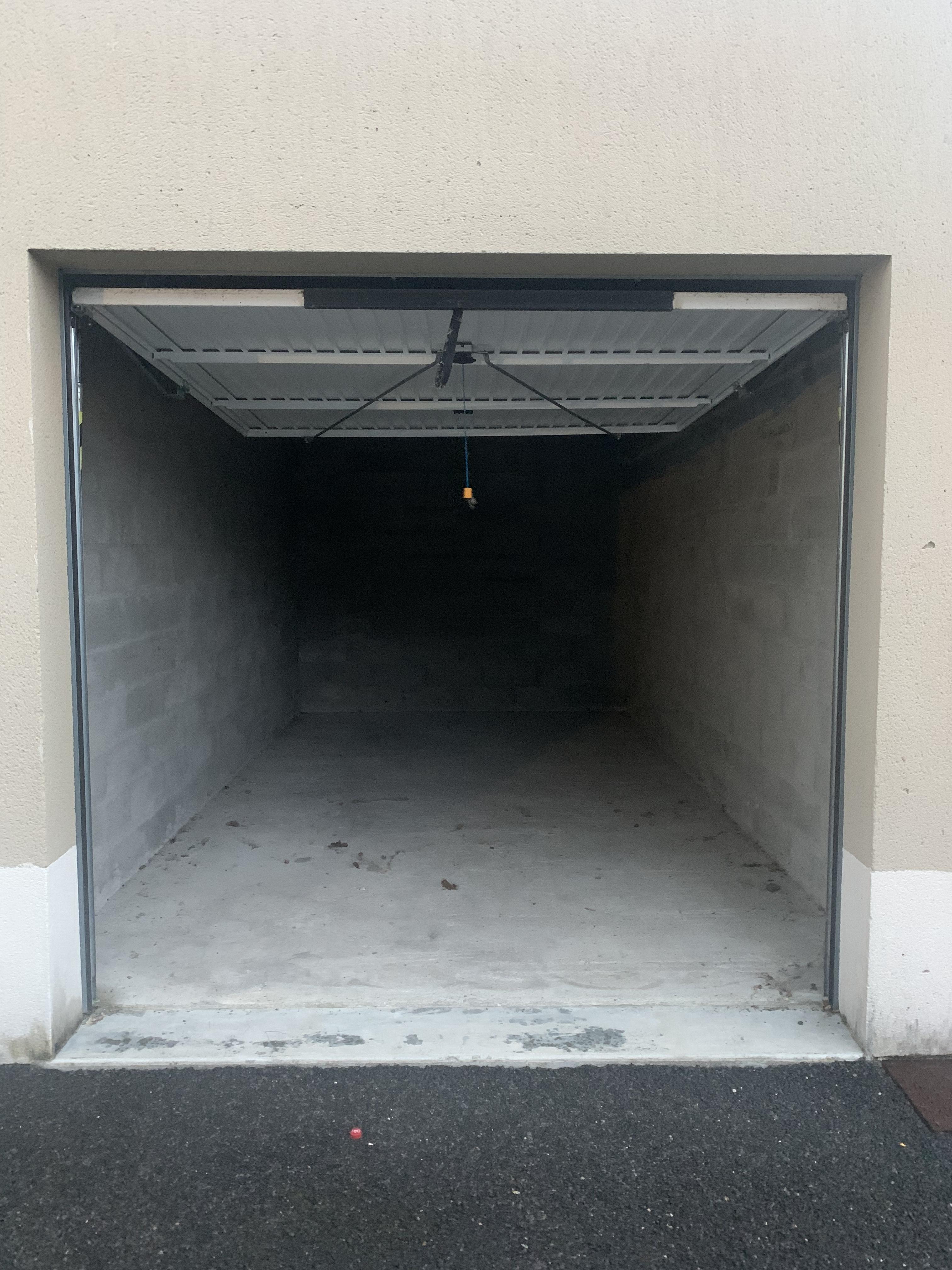 Box de stockage sécurisé 14m²