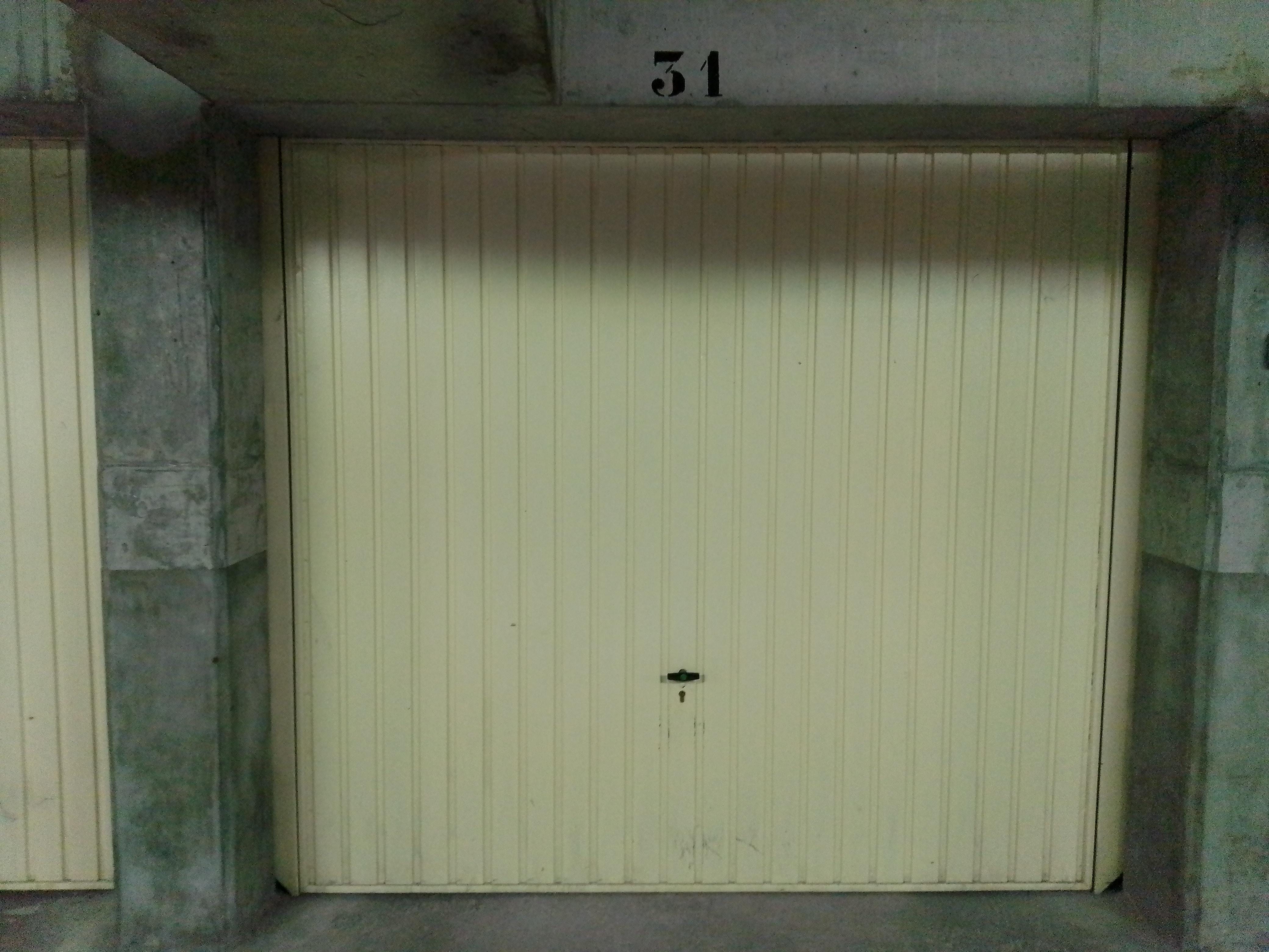 Location garage fermé