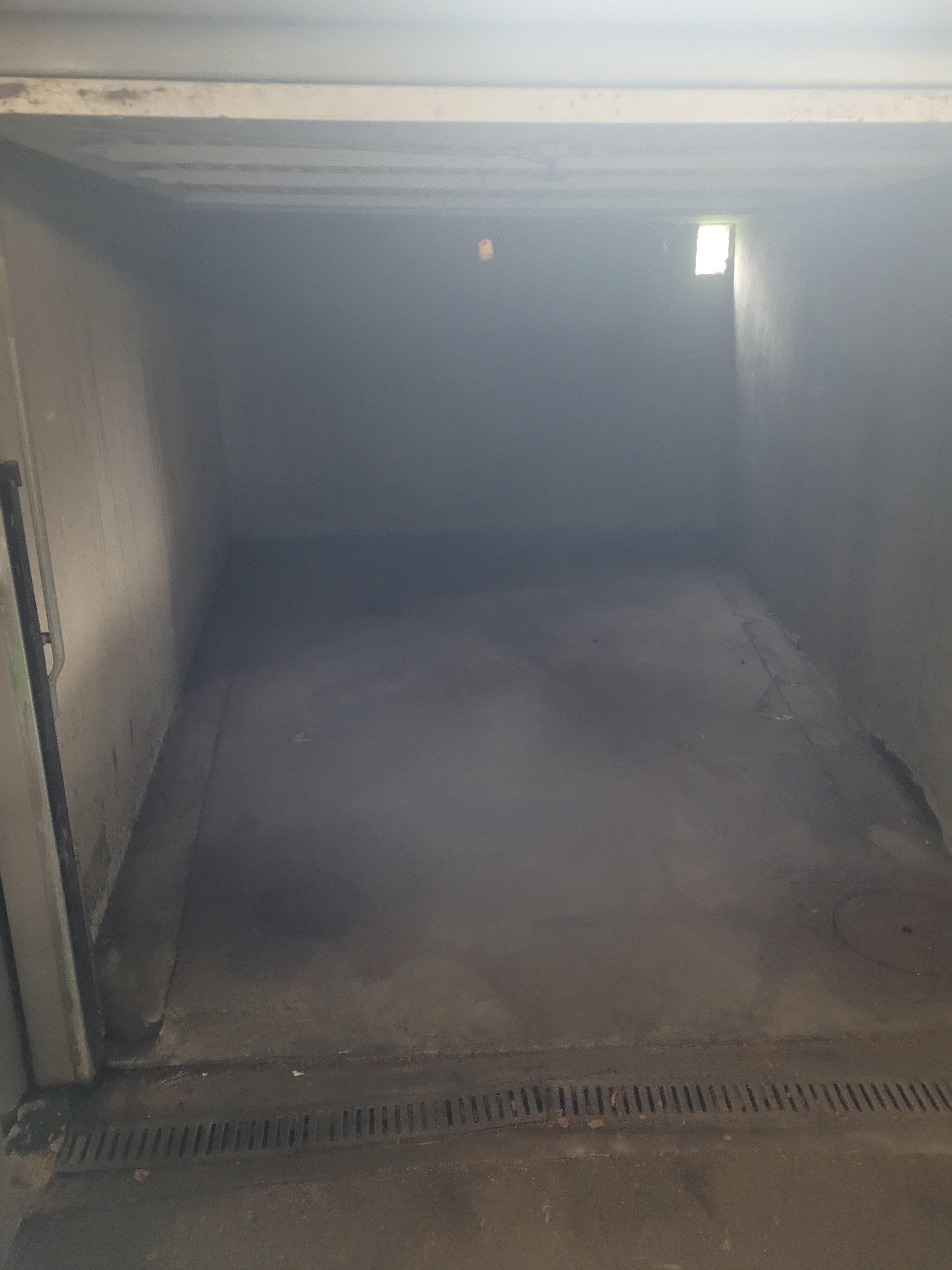 Garage fermé 12m²