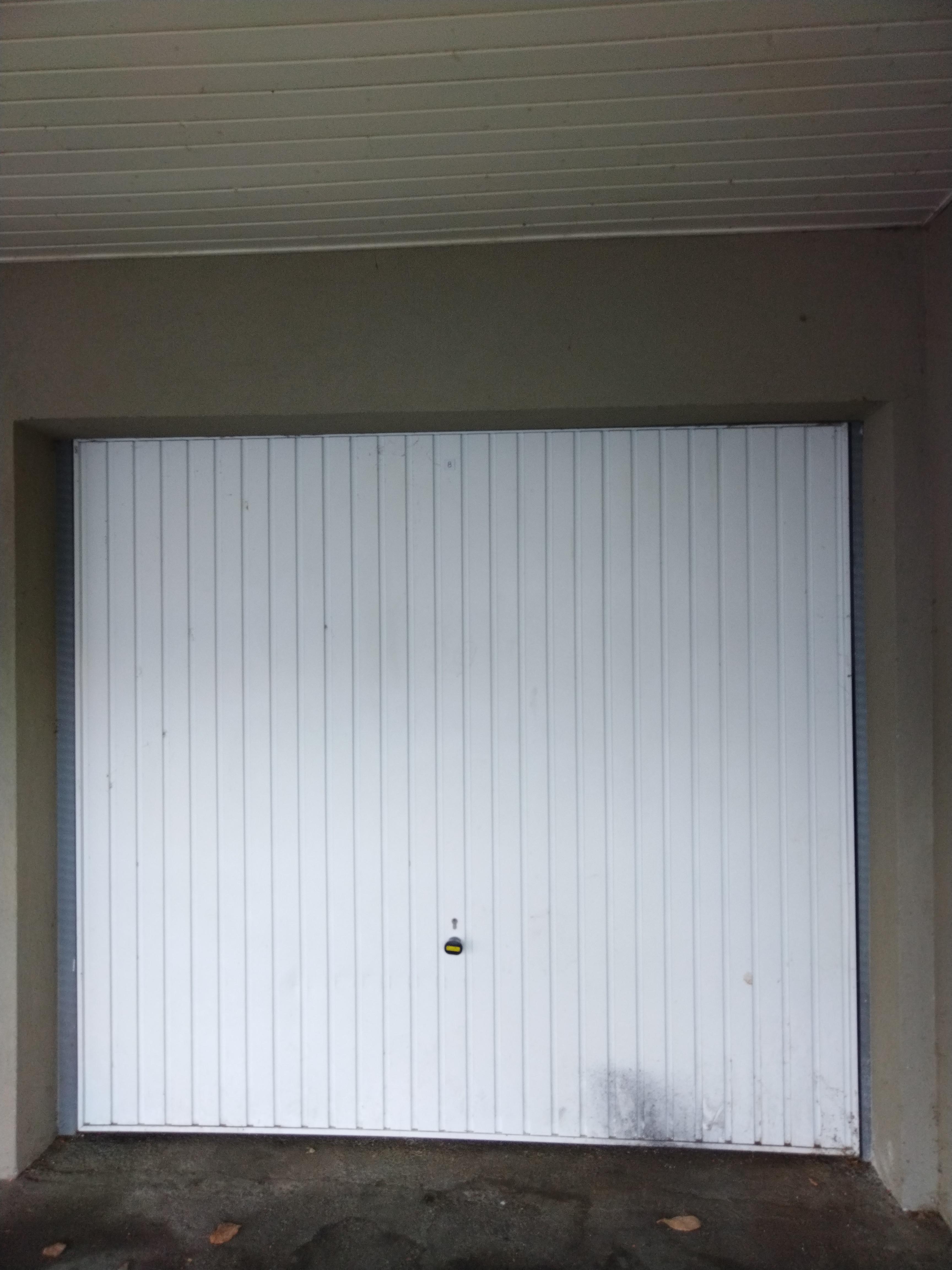 Garage fermé 13m²