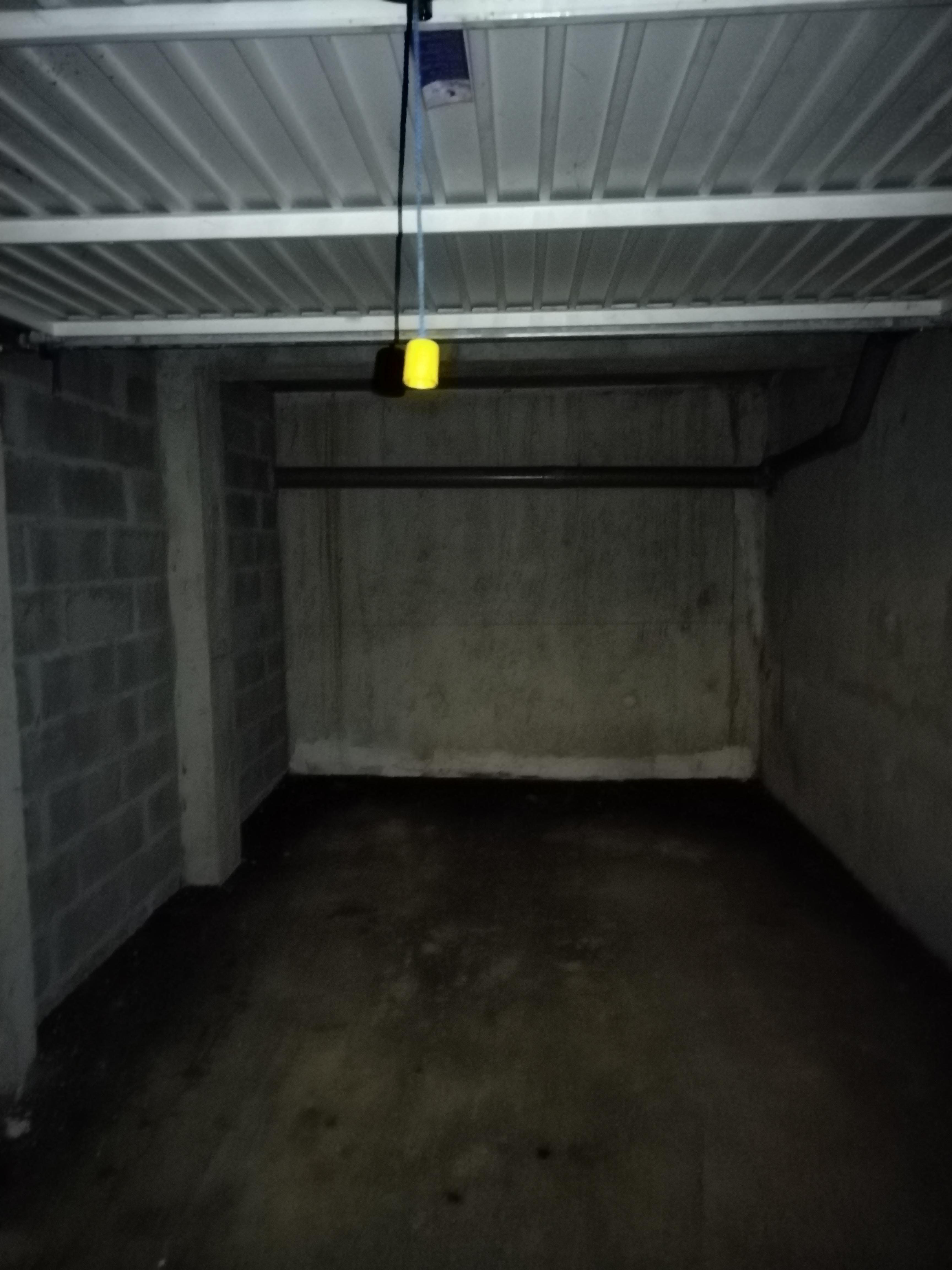 Garage à louer 15m² Messery