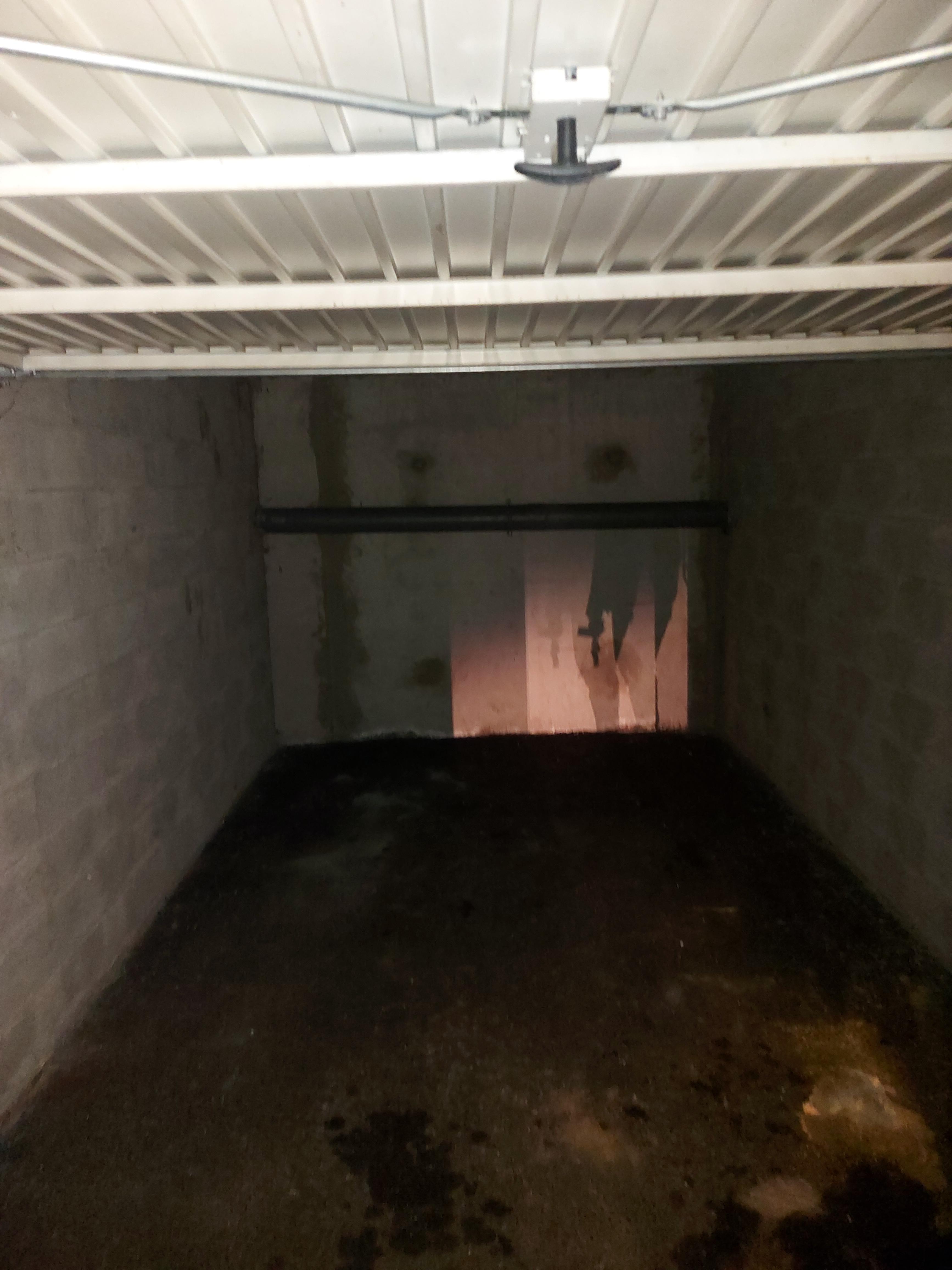 Location garage fermé 15 m2 sur Annecy