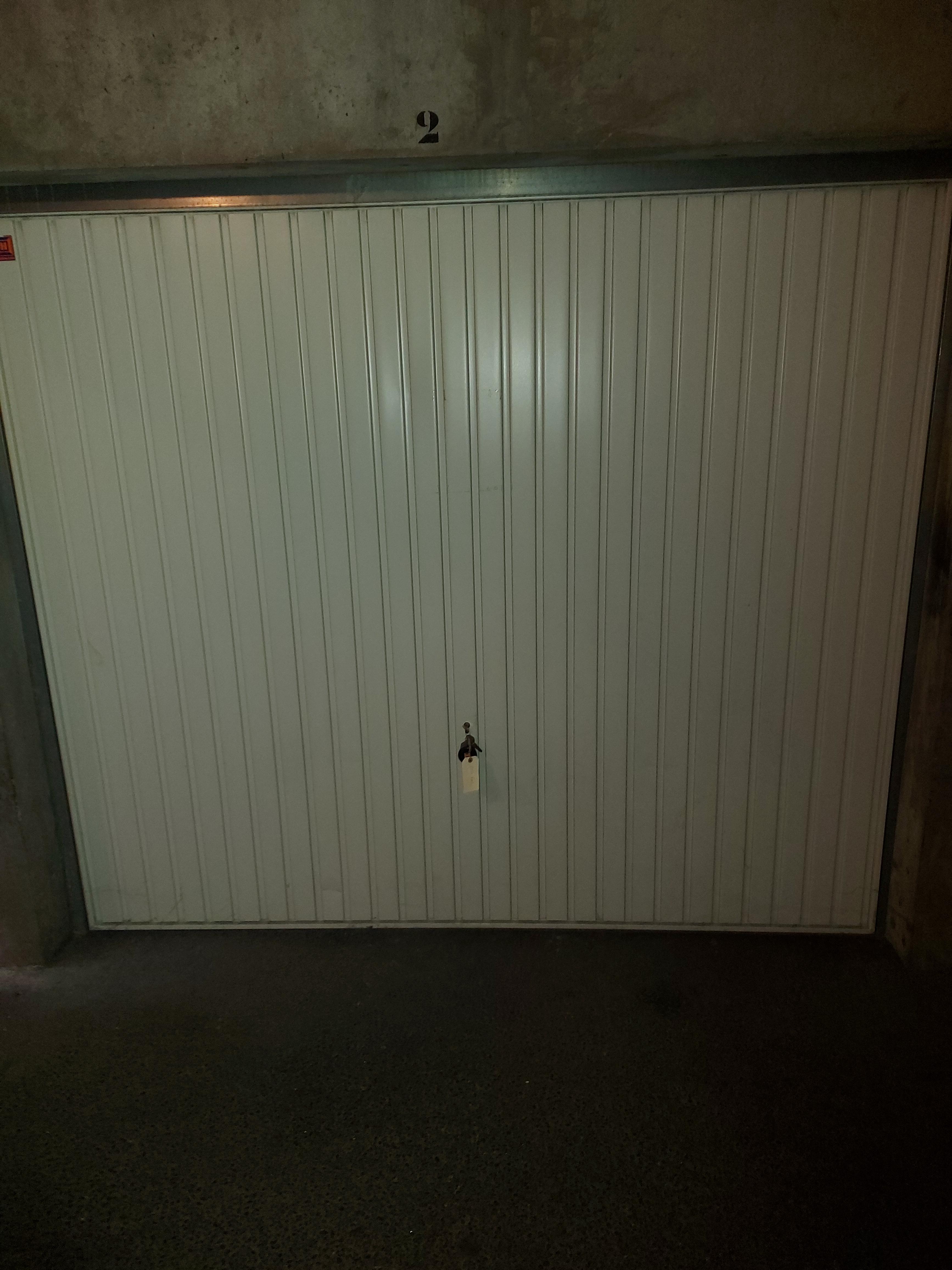Location garage fermé 18 m2 sur Annecy