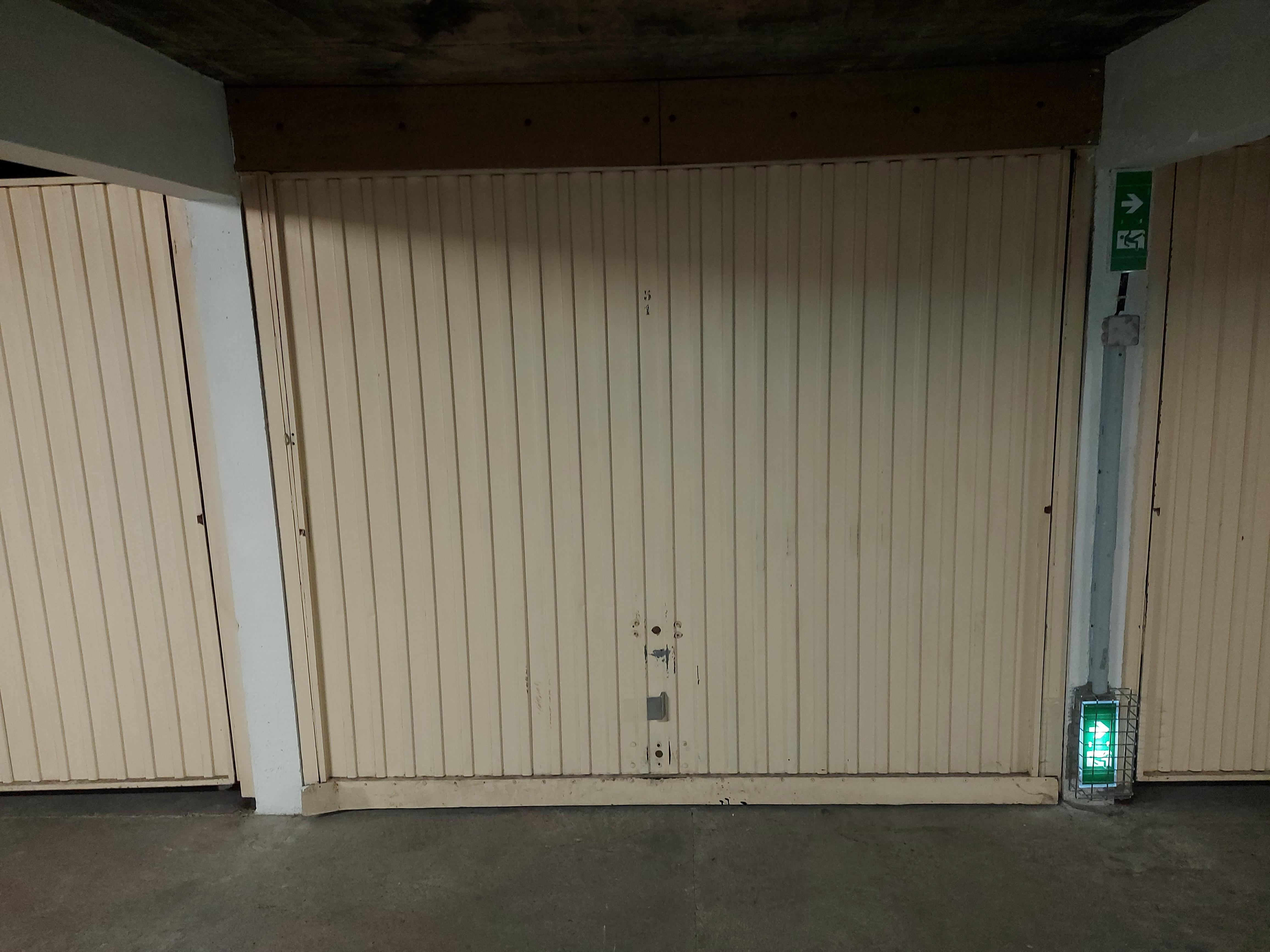 Location garage fermé 14 m2 sur Annecy