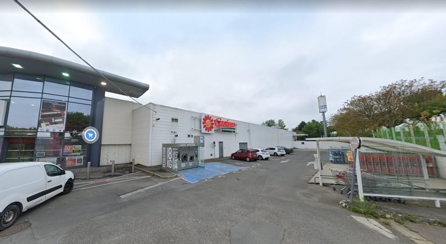 Box de stockage sécurisé LE THILLAY artisans,meubles... -