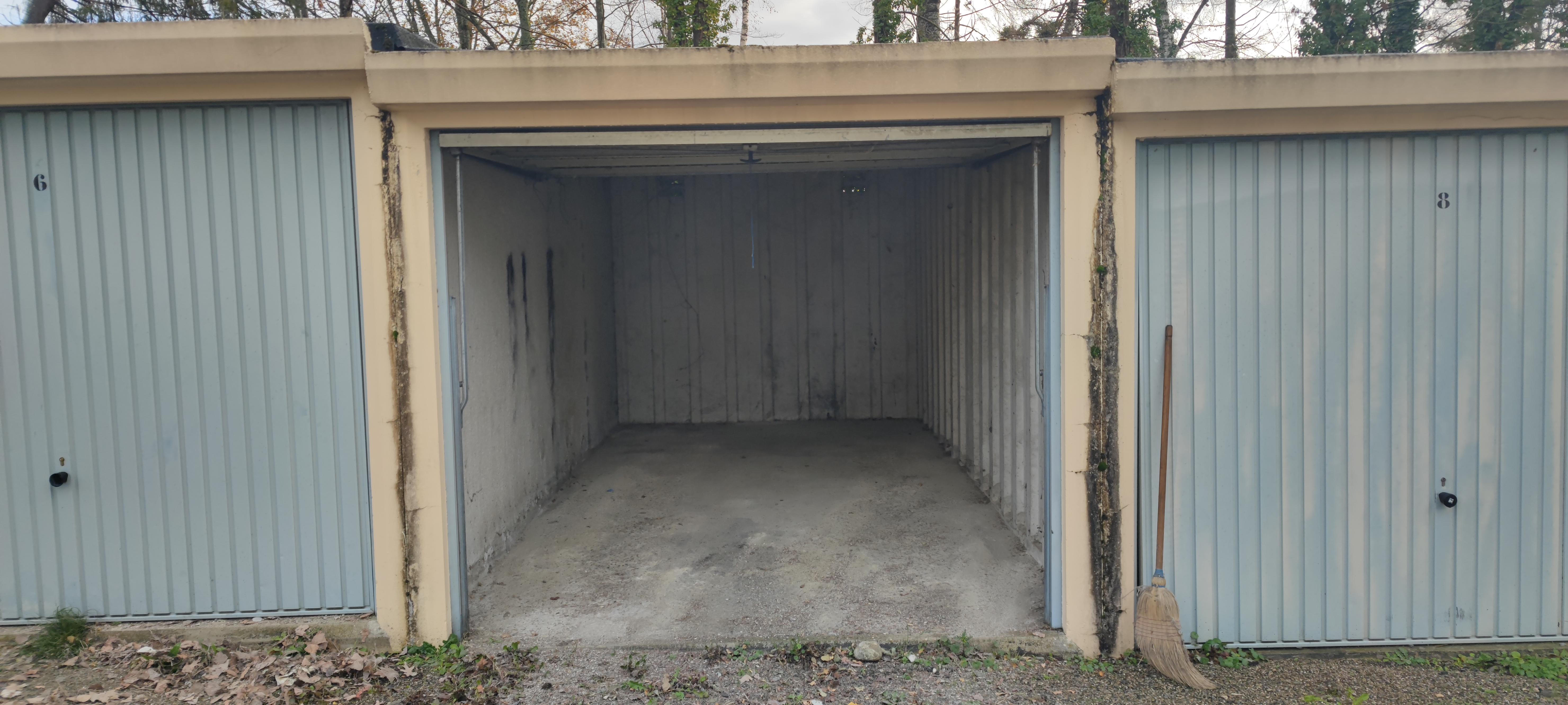 Location garage 13m2 sur Lavelanet