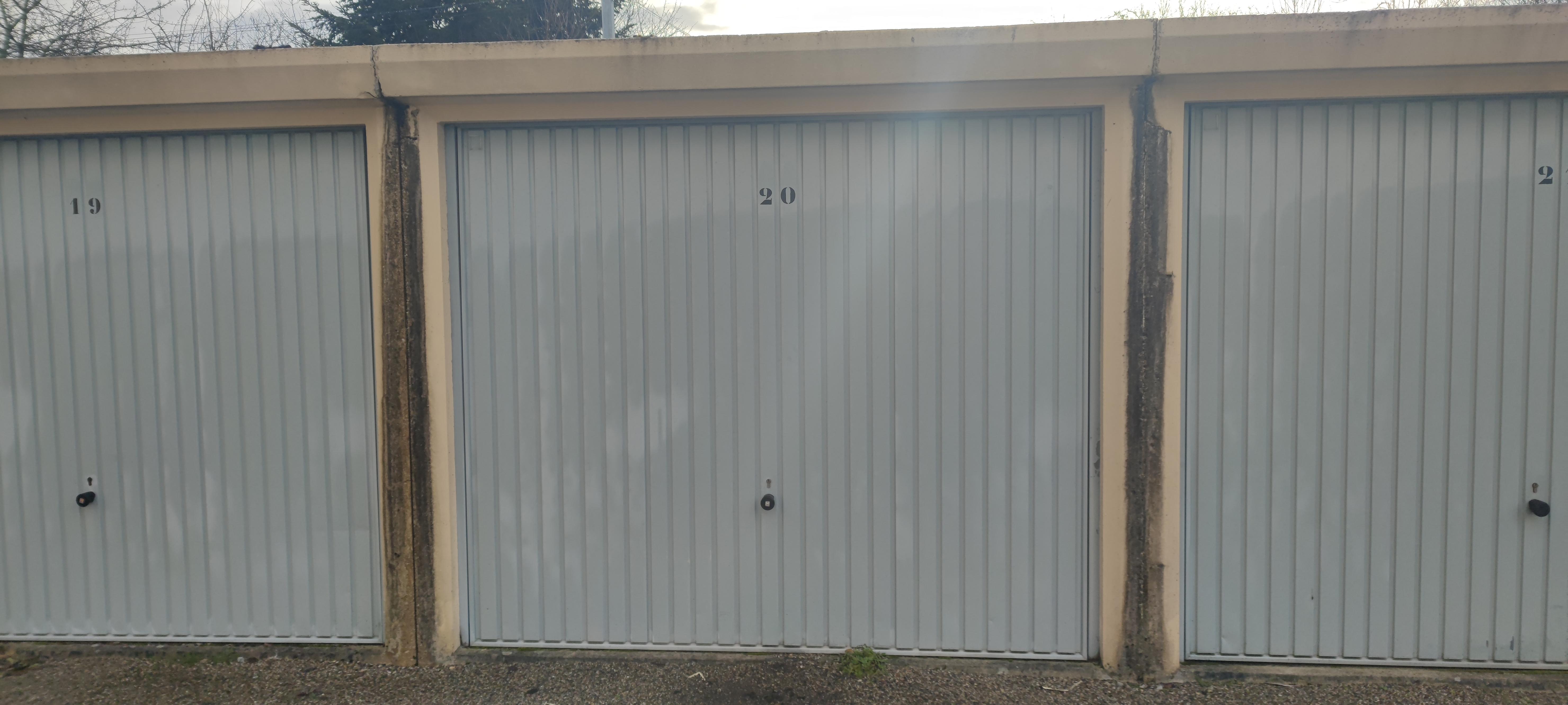 Location garage 14m2 sur Lavelanet