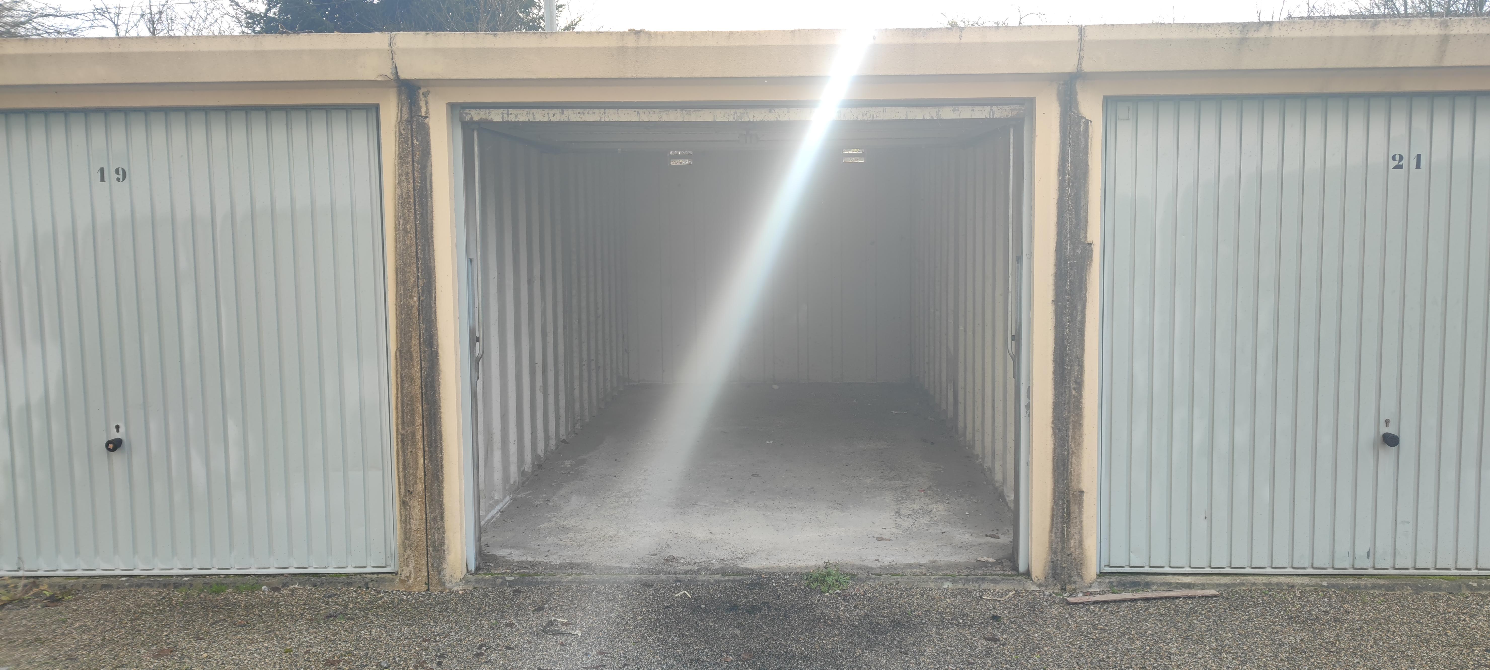 Location garage 14m2 sur Lavelanet