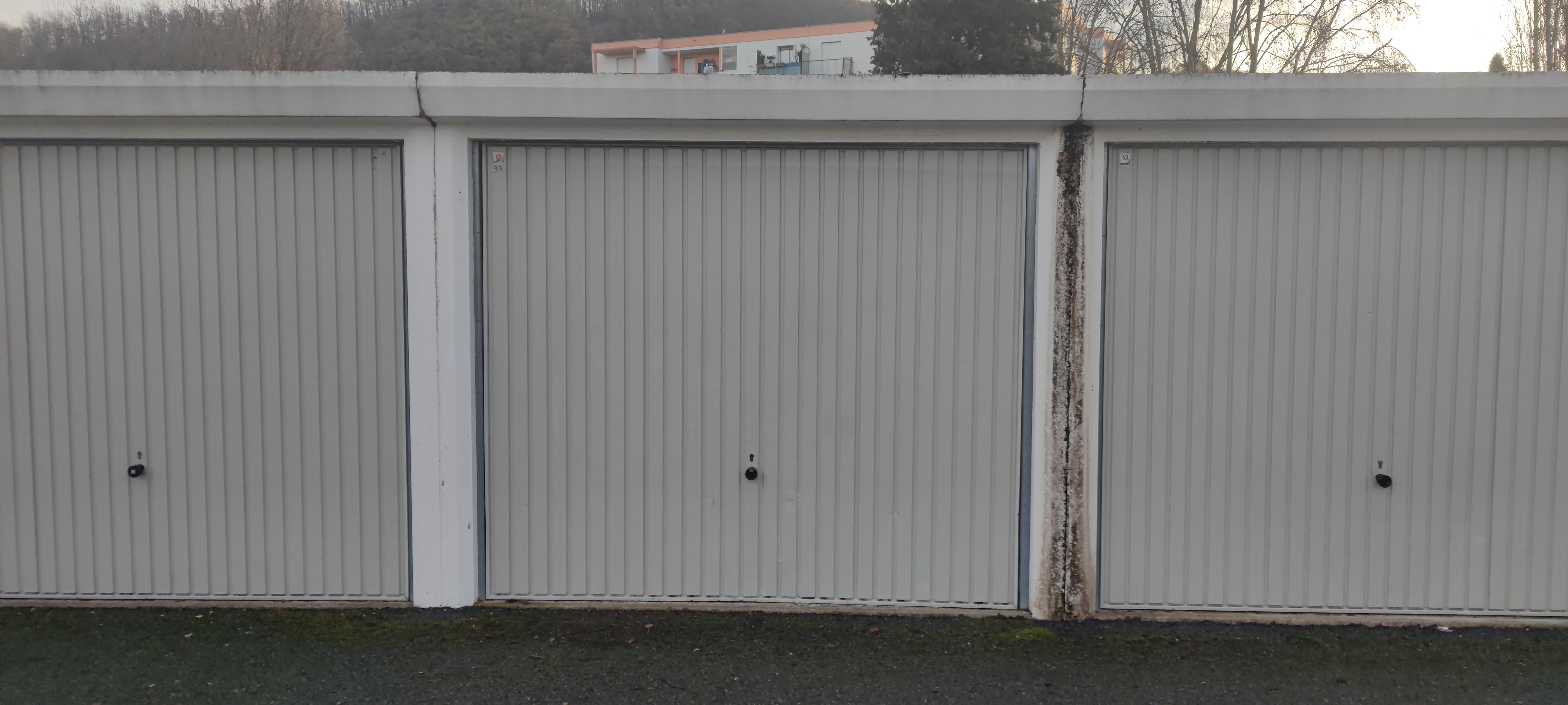 Location garage 14m2 sur Foix