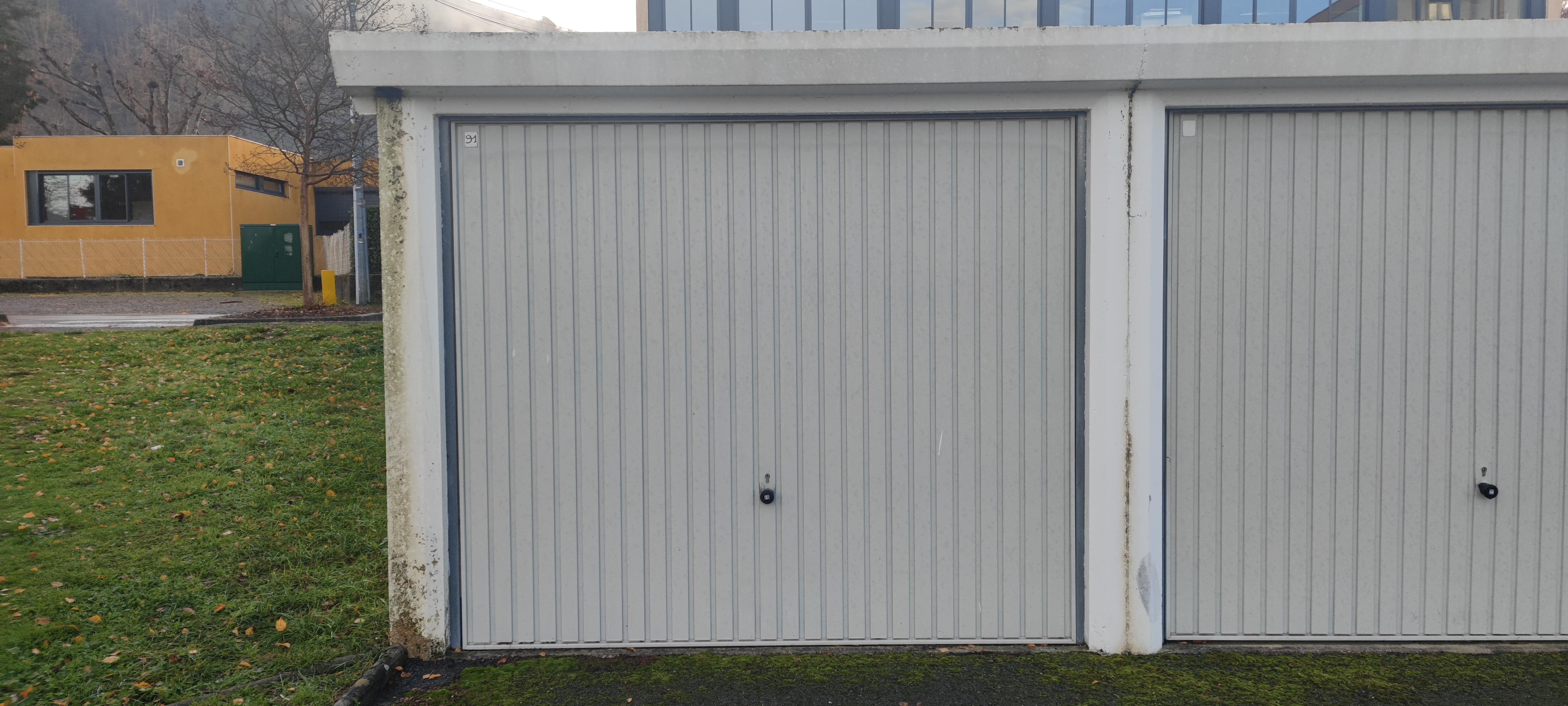 Location garage 14m2 sur Foix