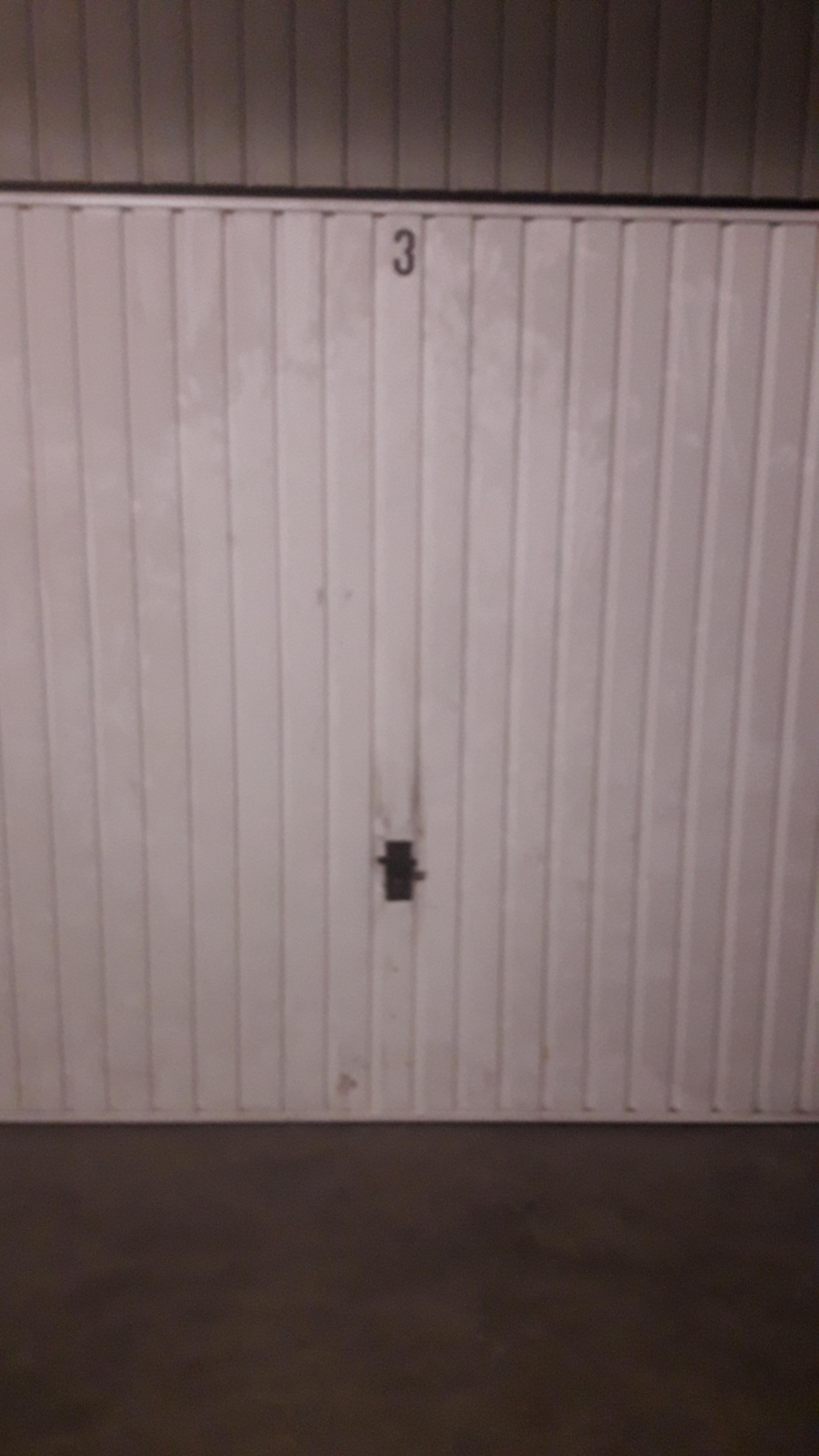 Garage pour Stationnement / Oullins centre