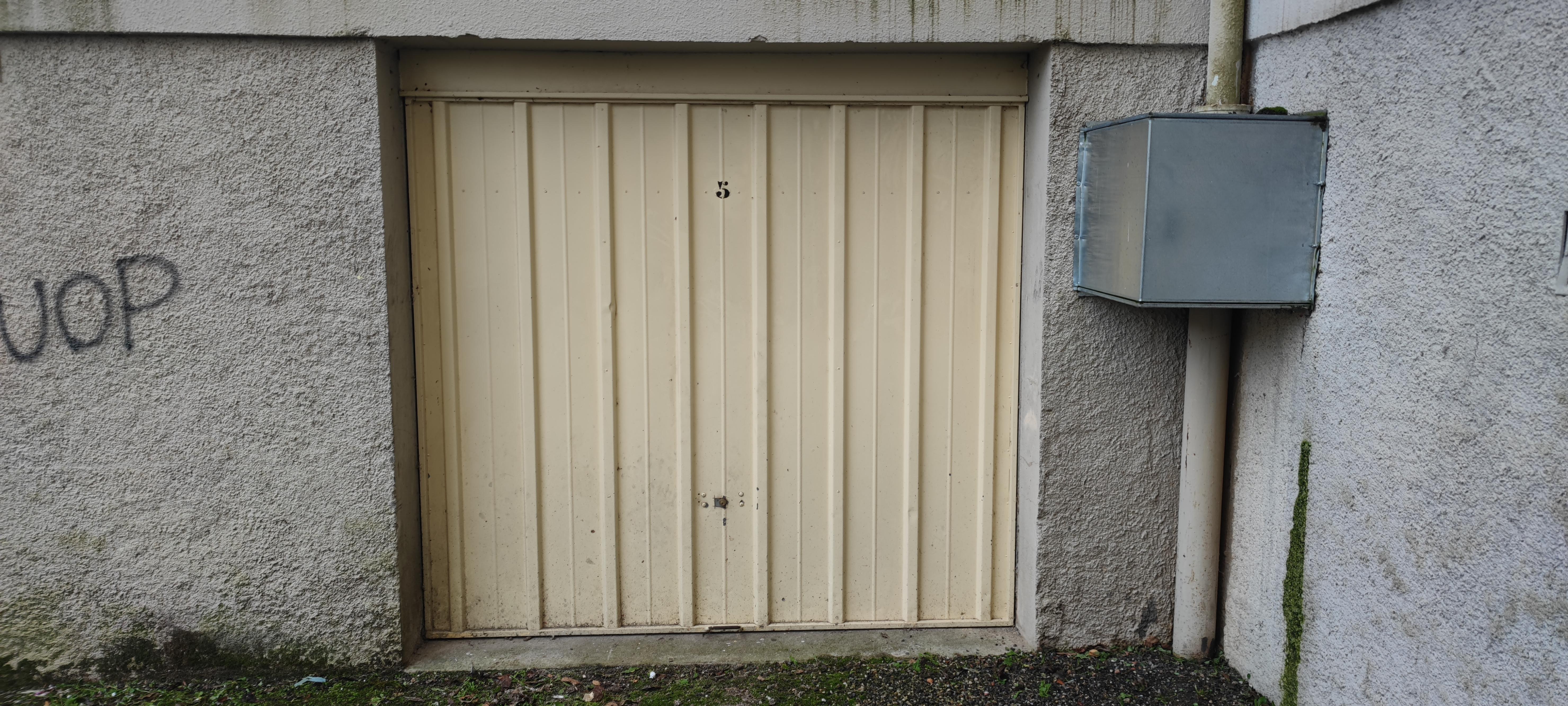 Location garage 14m2 sur Lavelanet