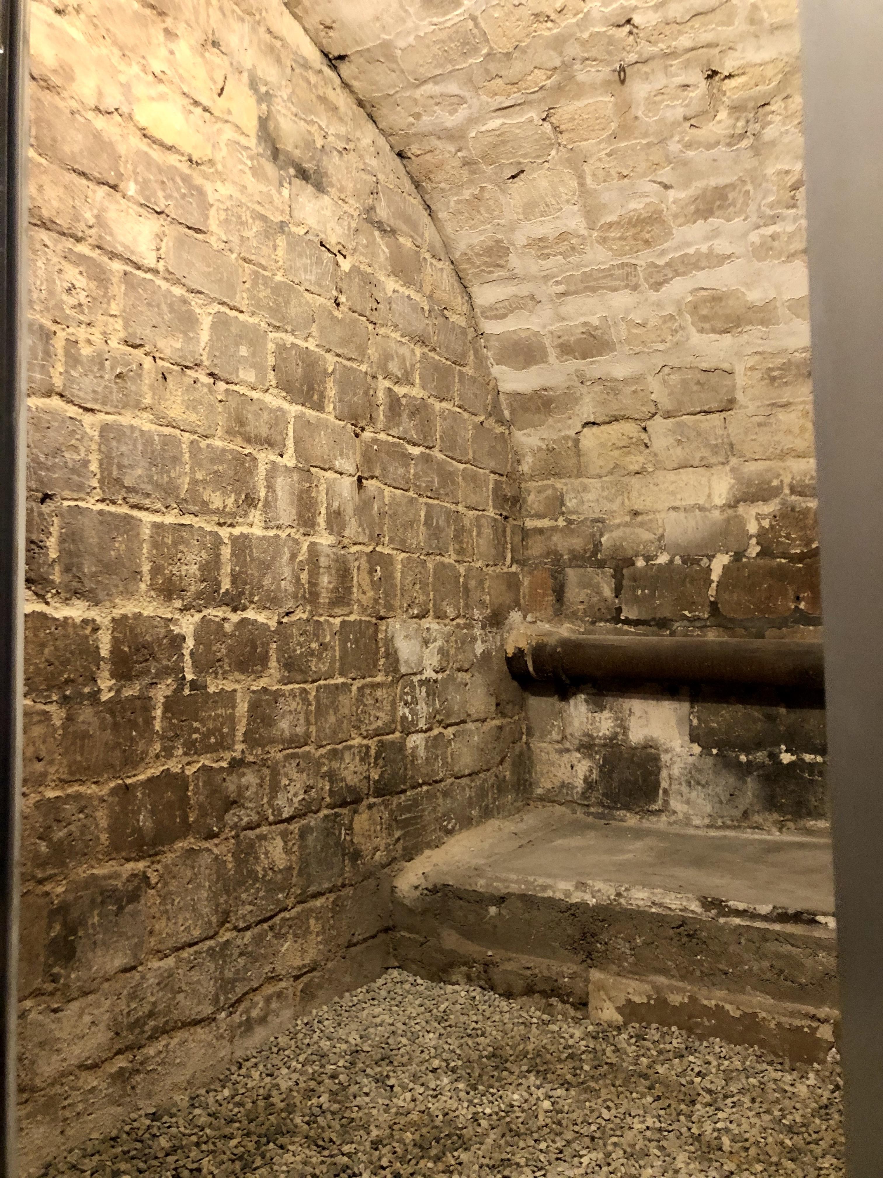Cave 4 m2 Paris 9ème