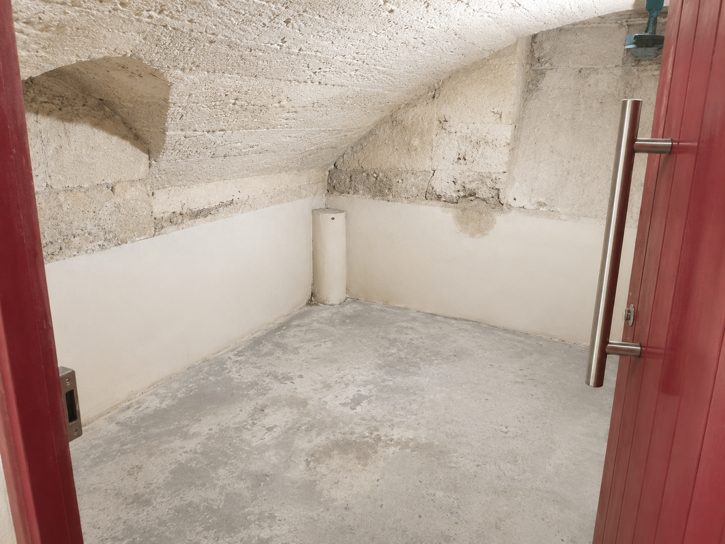 Location cave de stockage 8m² hyper-centre Bordeaux