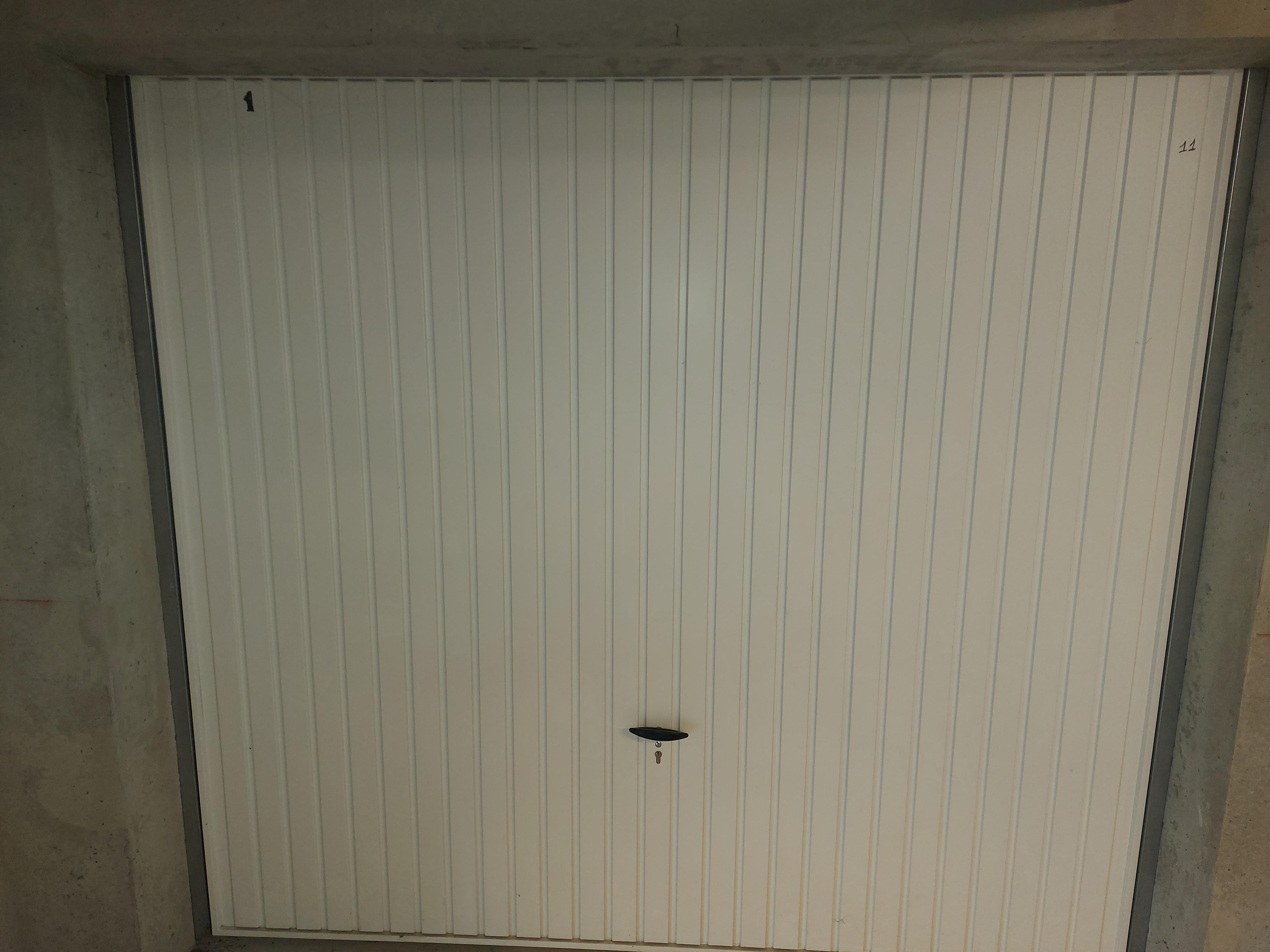 Location de garage en sous-sol 15m2 à Annemasse