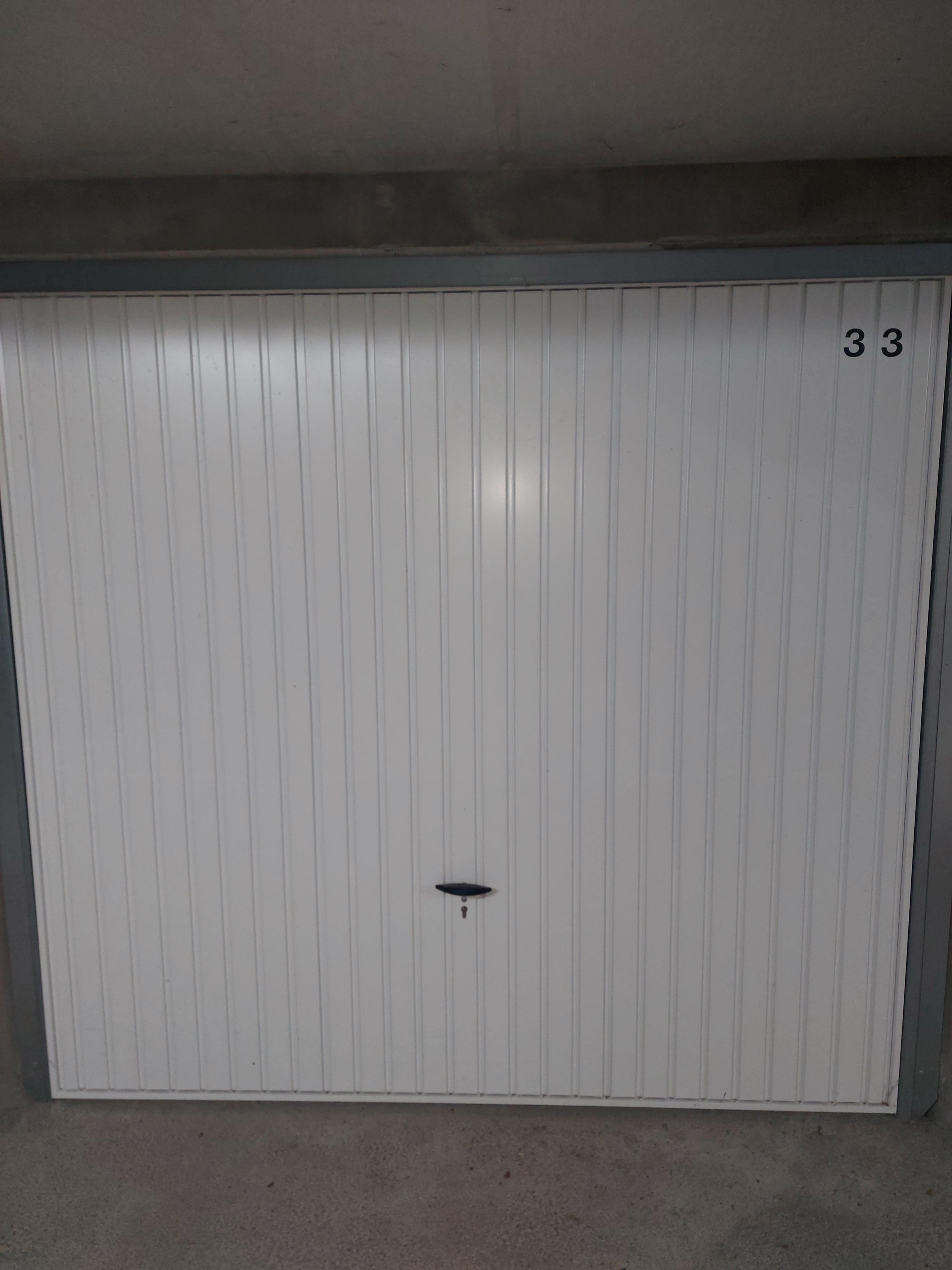 Location garage en sous-sol 14m2 à Annemasse