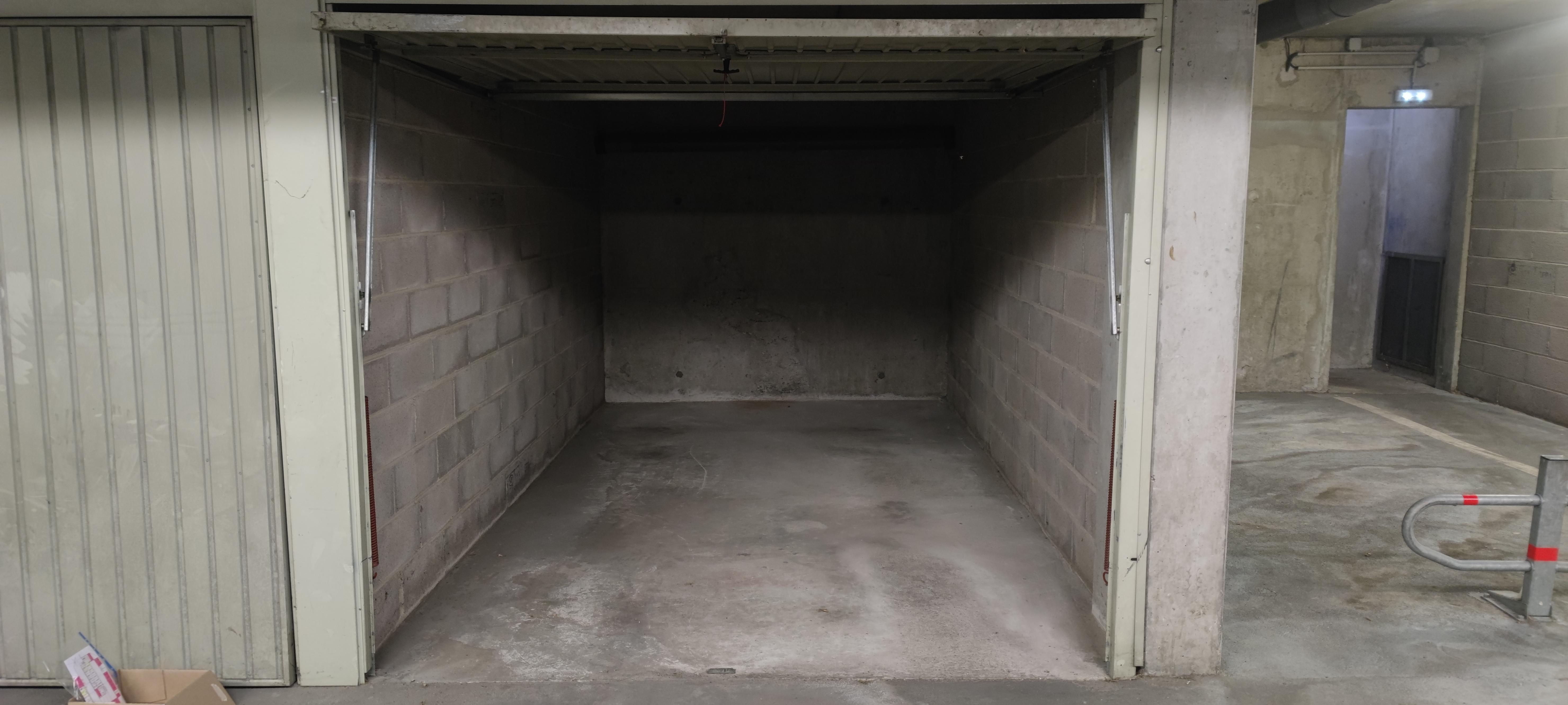 Parking garage 13m² à Colmar