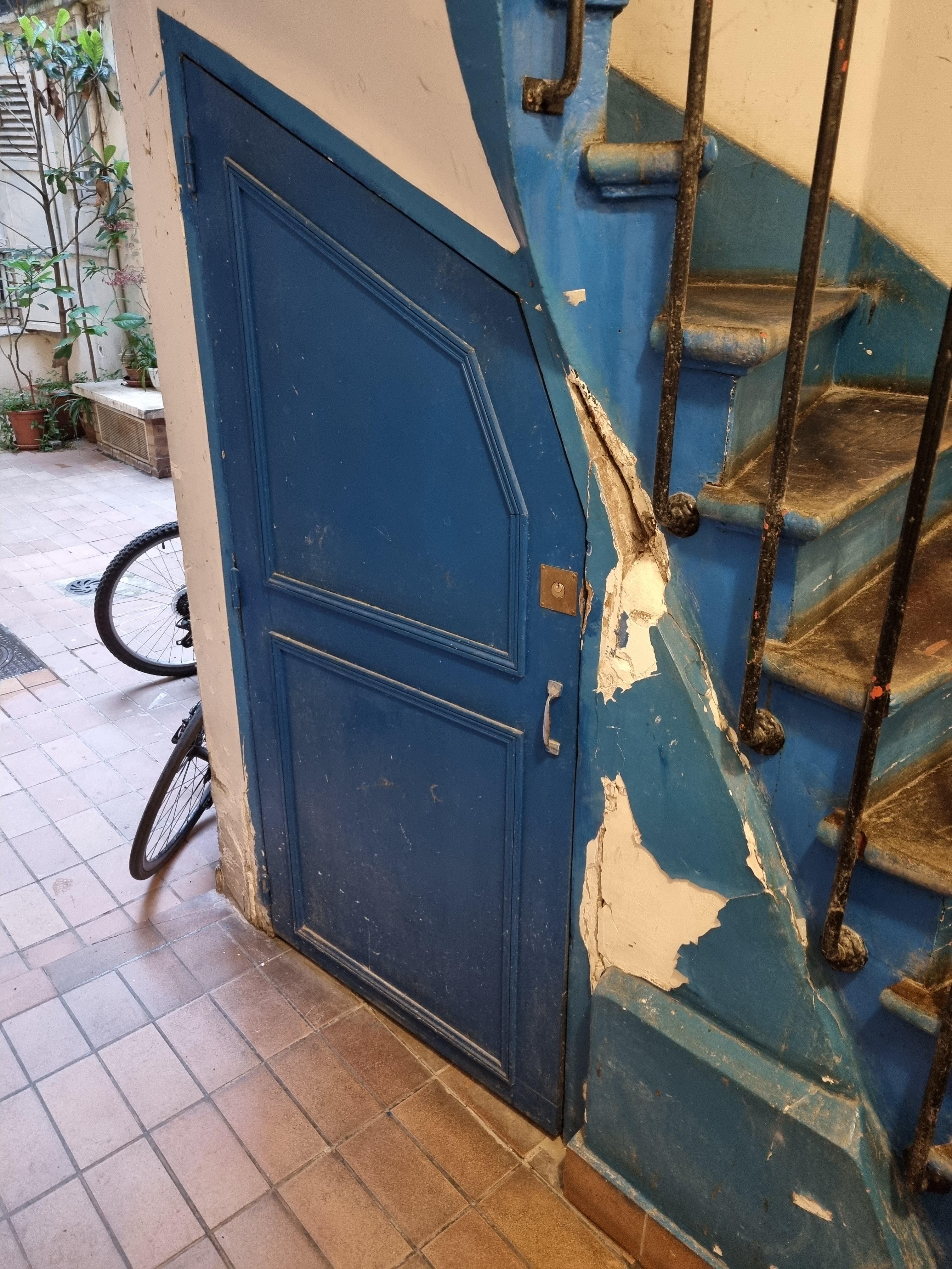 Cave à louer entre Voltaire et Charonne (Paris