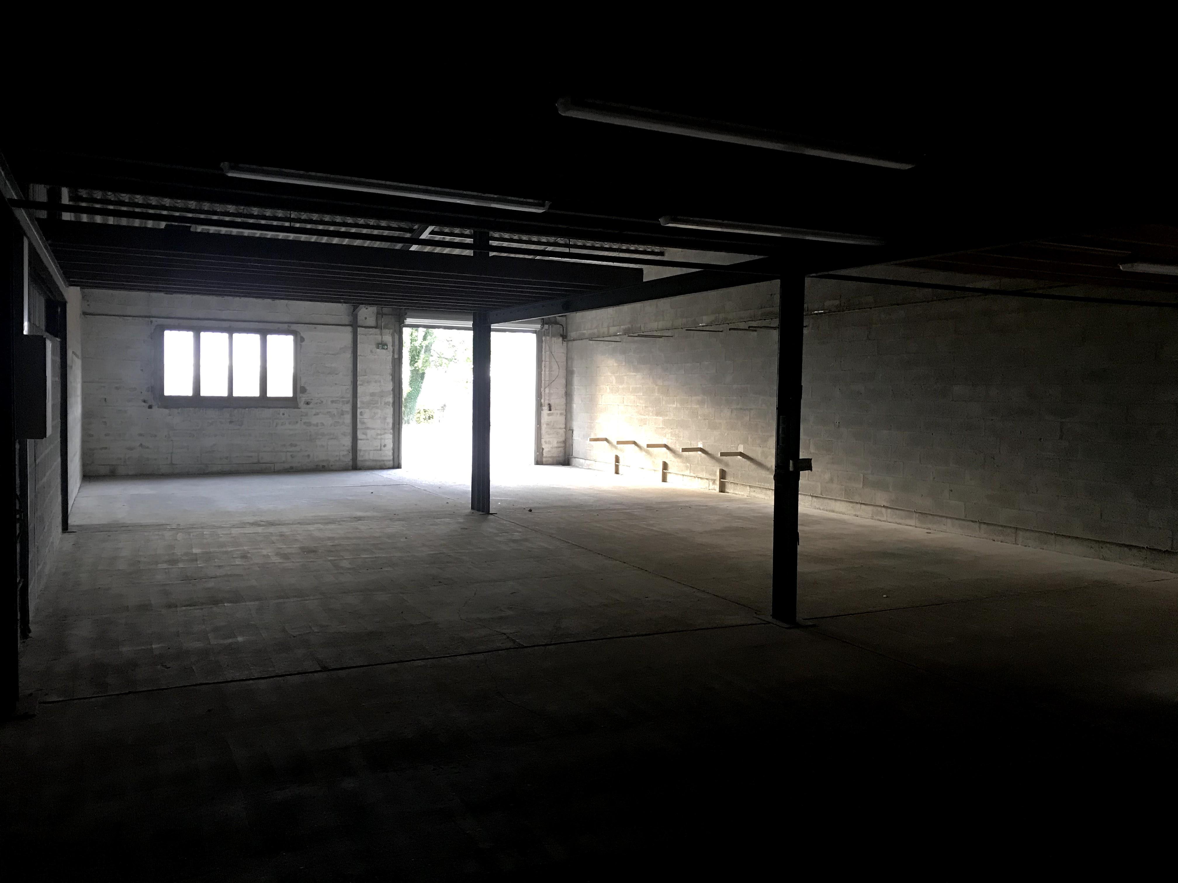 Entrepôt 200m² - Yerville