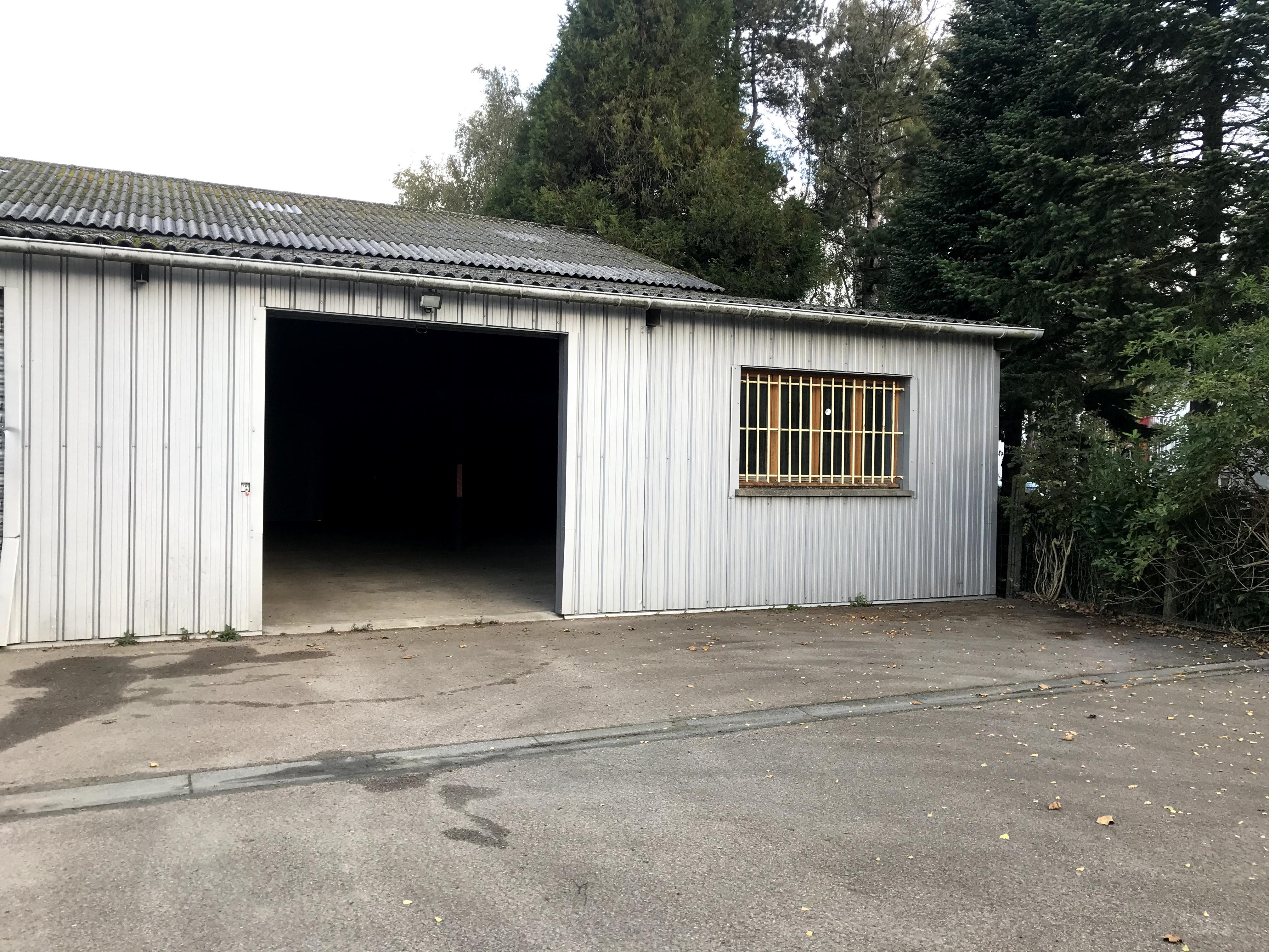 Entrepôt 200m² - Yerville