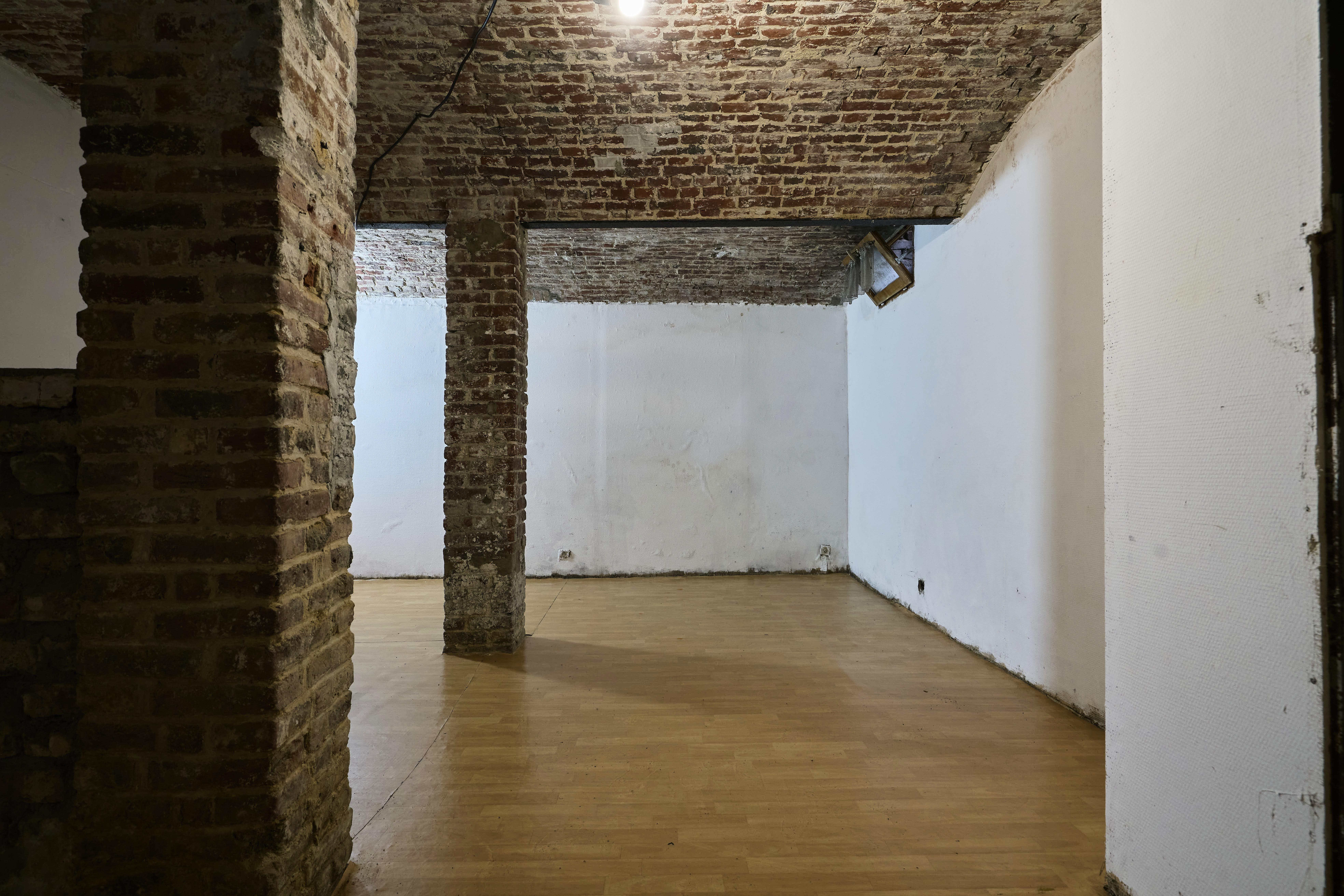 Cave 25m2 - Lille