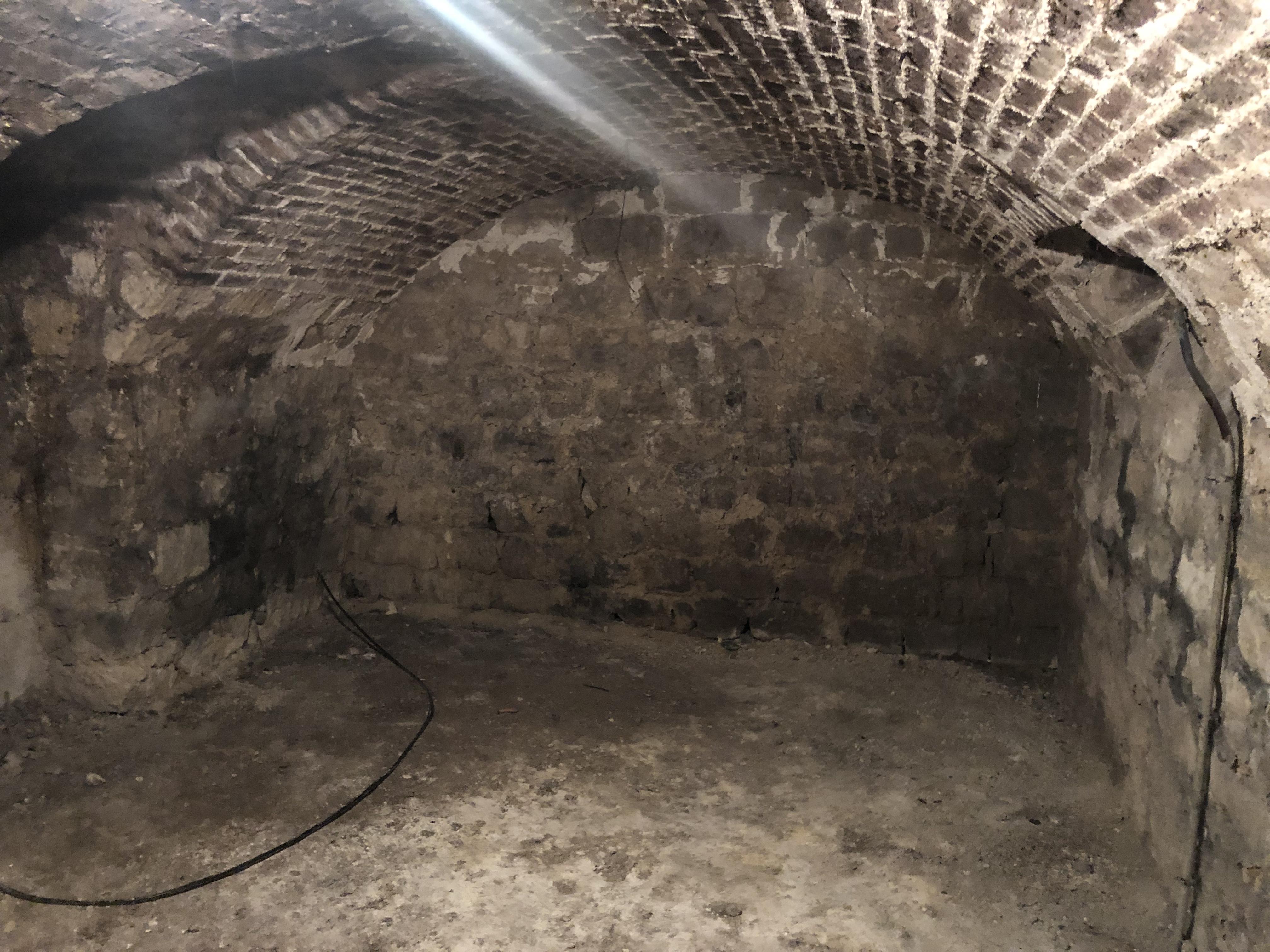 Grande cave de 8m2 saine et sécurisée (Lévis,