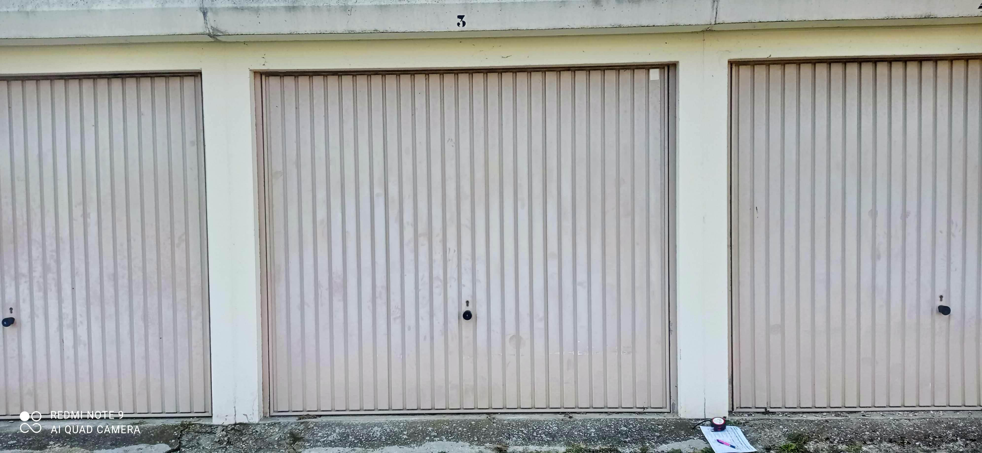 Location box de stockage/garage 14m2 sur Roussillon