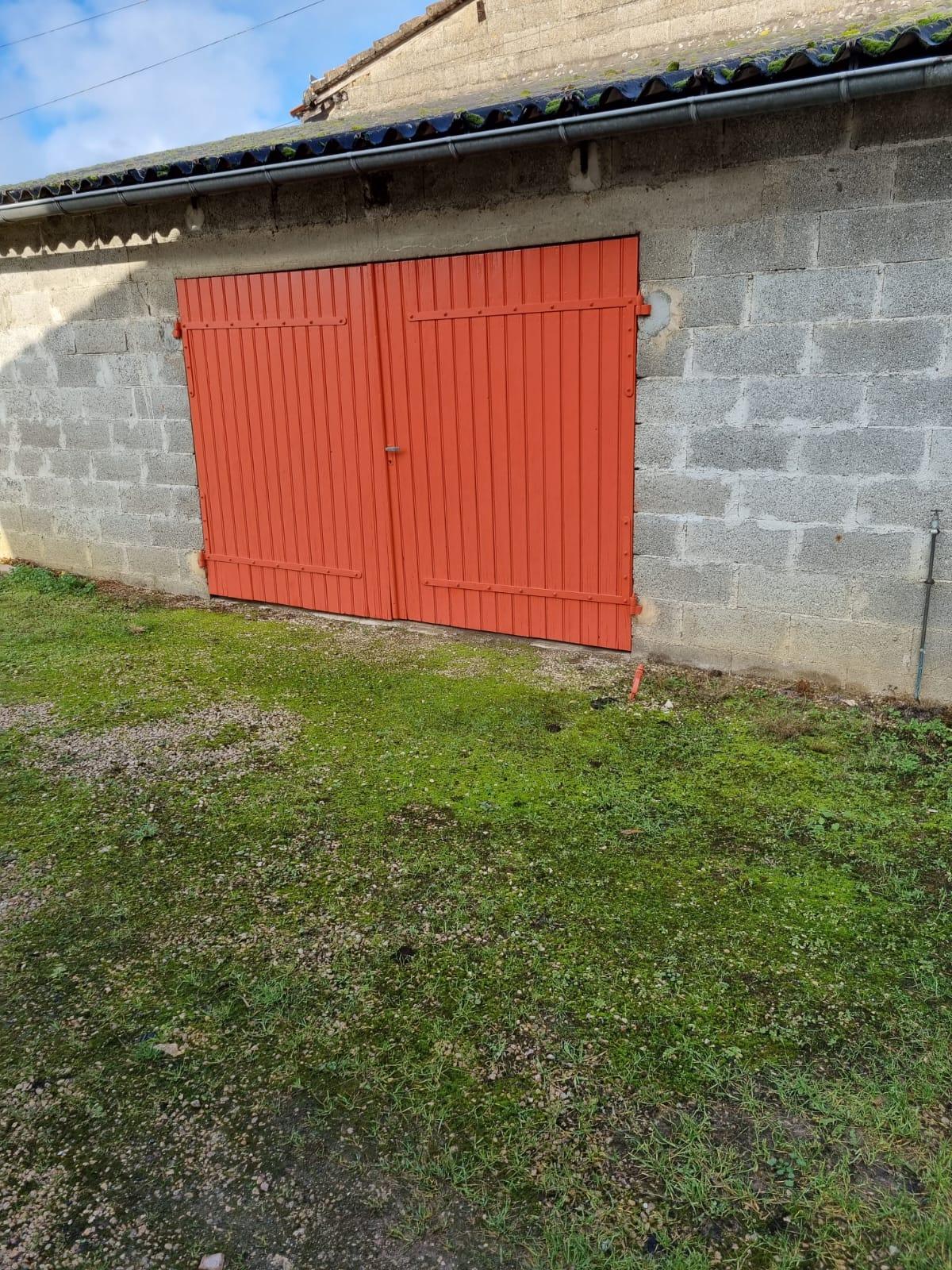 Loue garage fermé
