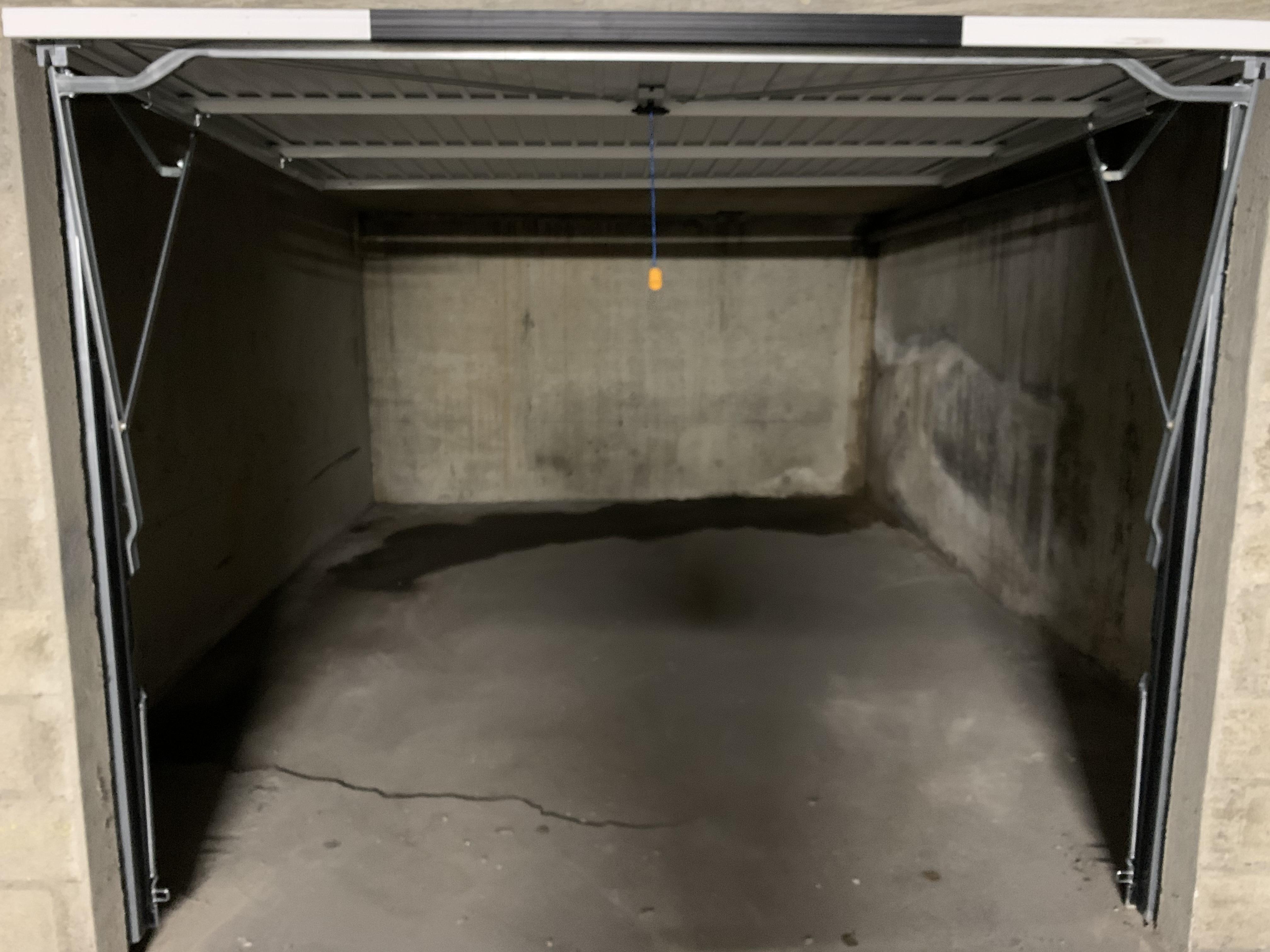 Location de Garage fermé de 19m² à Sainte-Geneviève