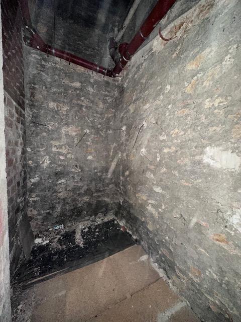 Cave 12m2