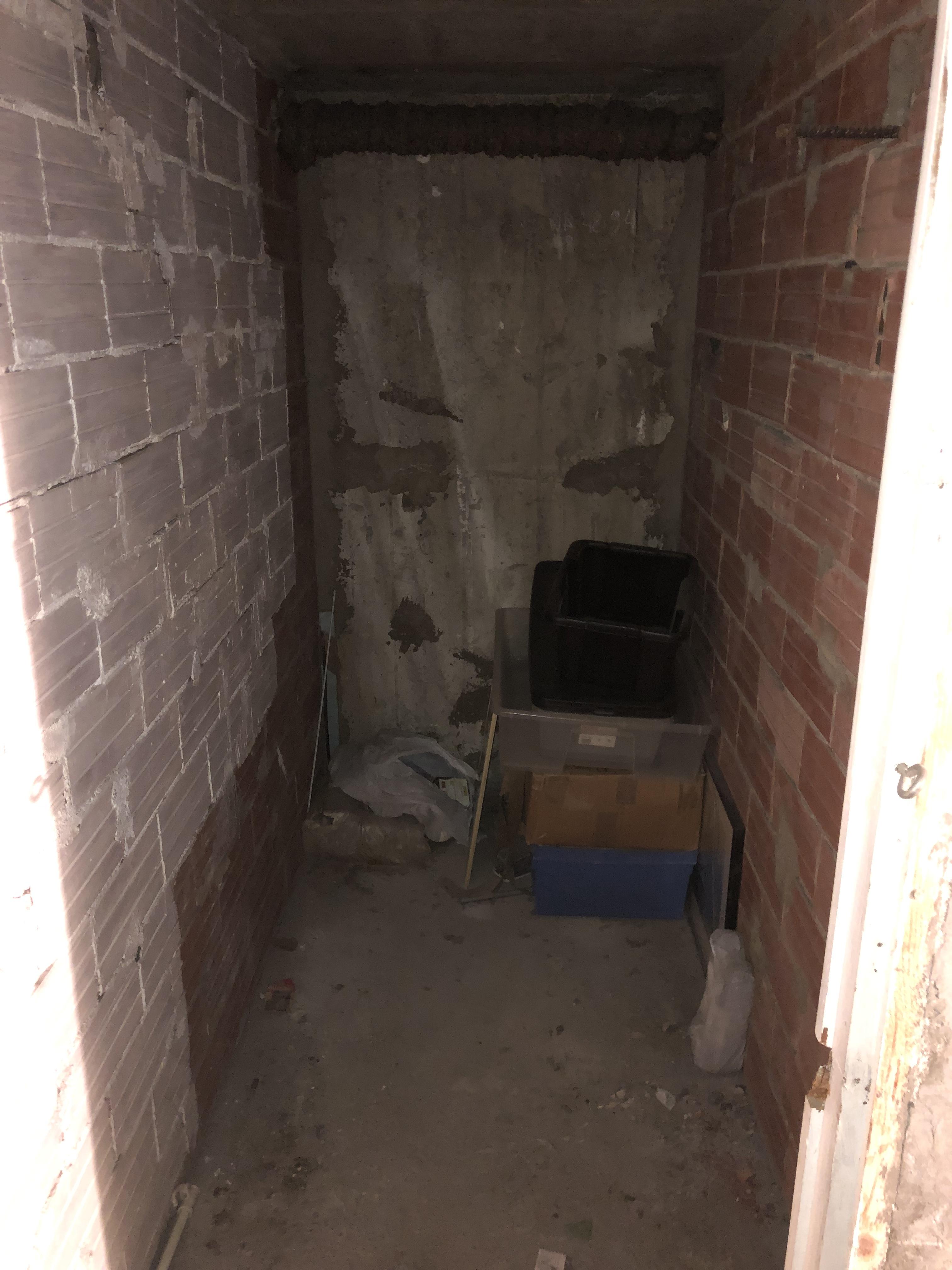 cave a louer en ville