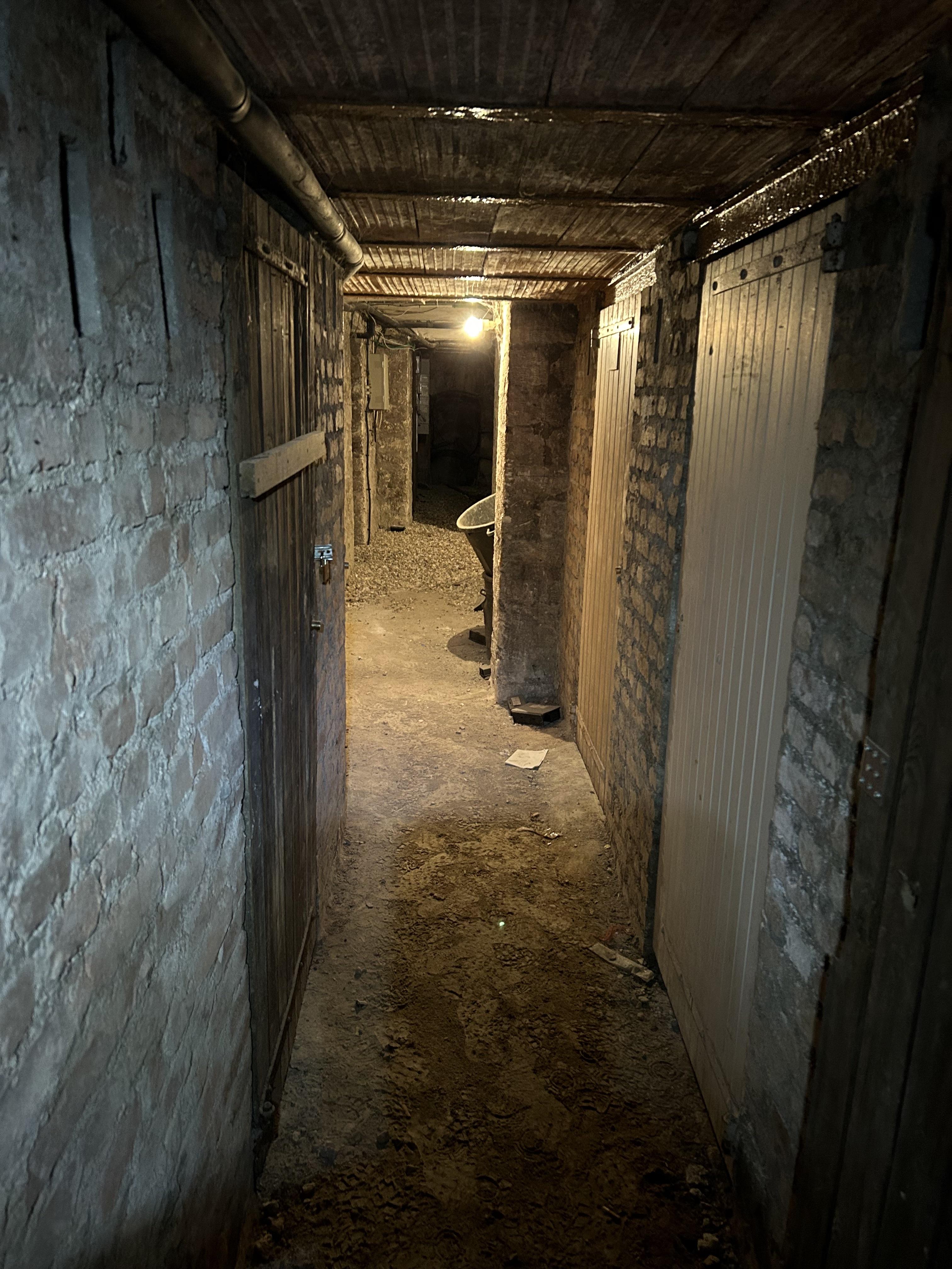 Cave - Montmartre