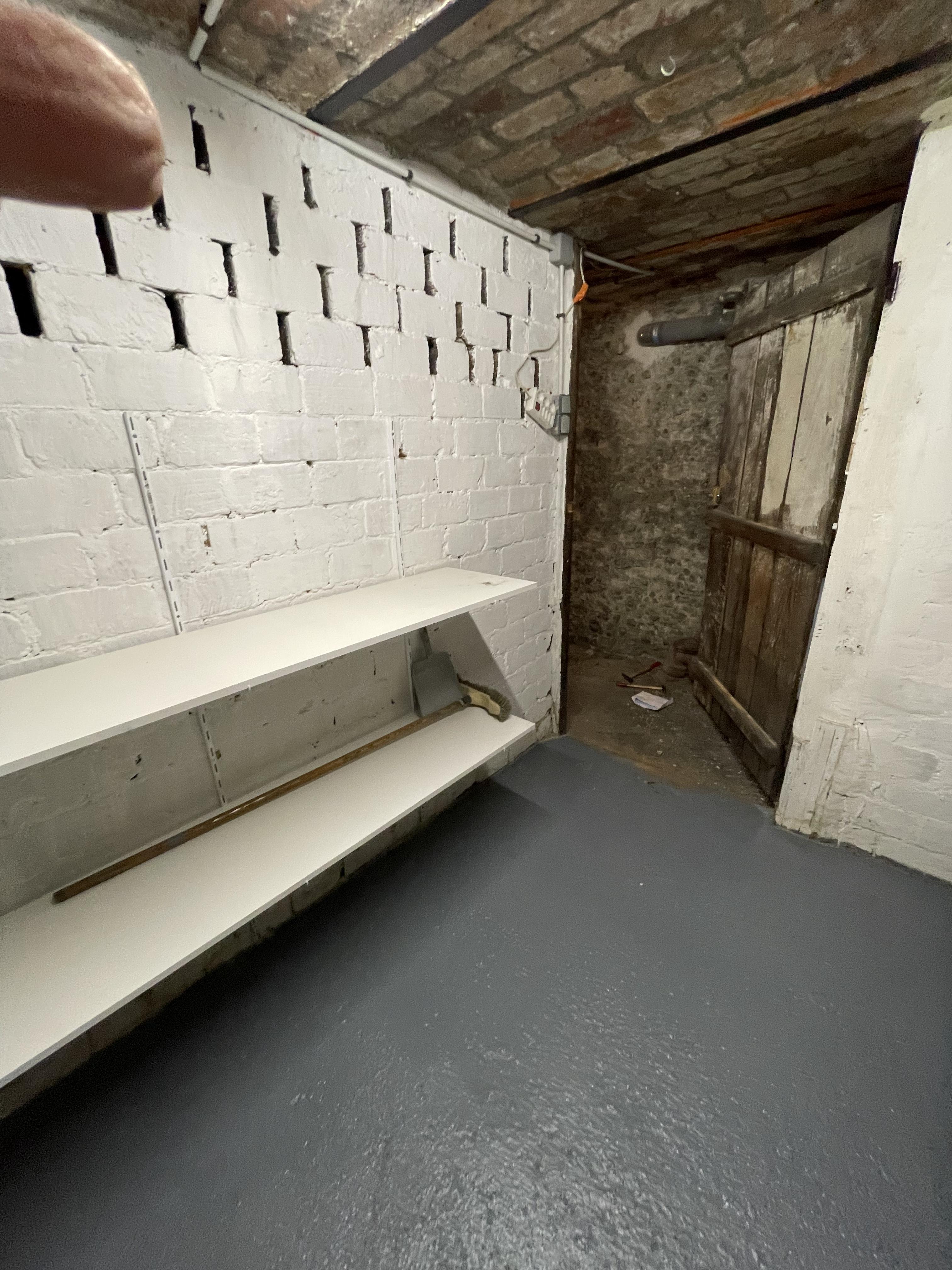 espace MONROE local de stockage sain ,ventilé et