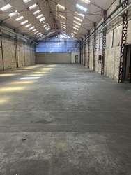 Costockage dans un hangar sécurisé et fermé -