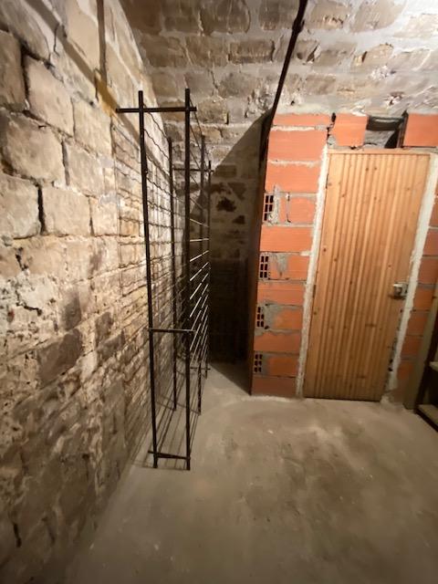 Cave Saine 8,3m2 à louer