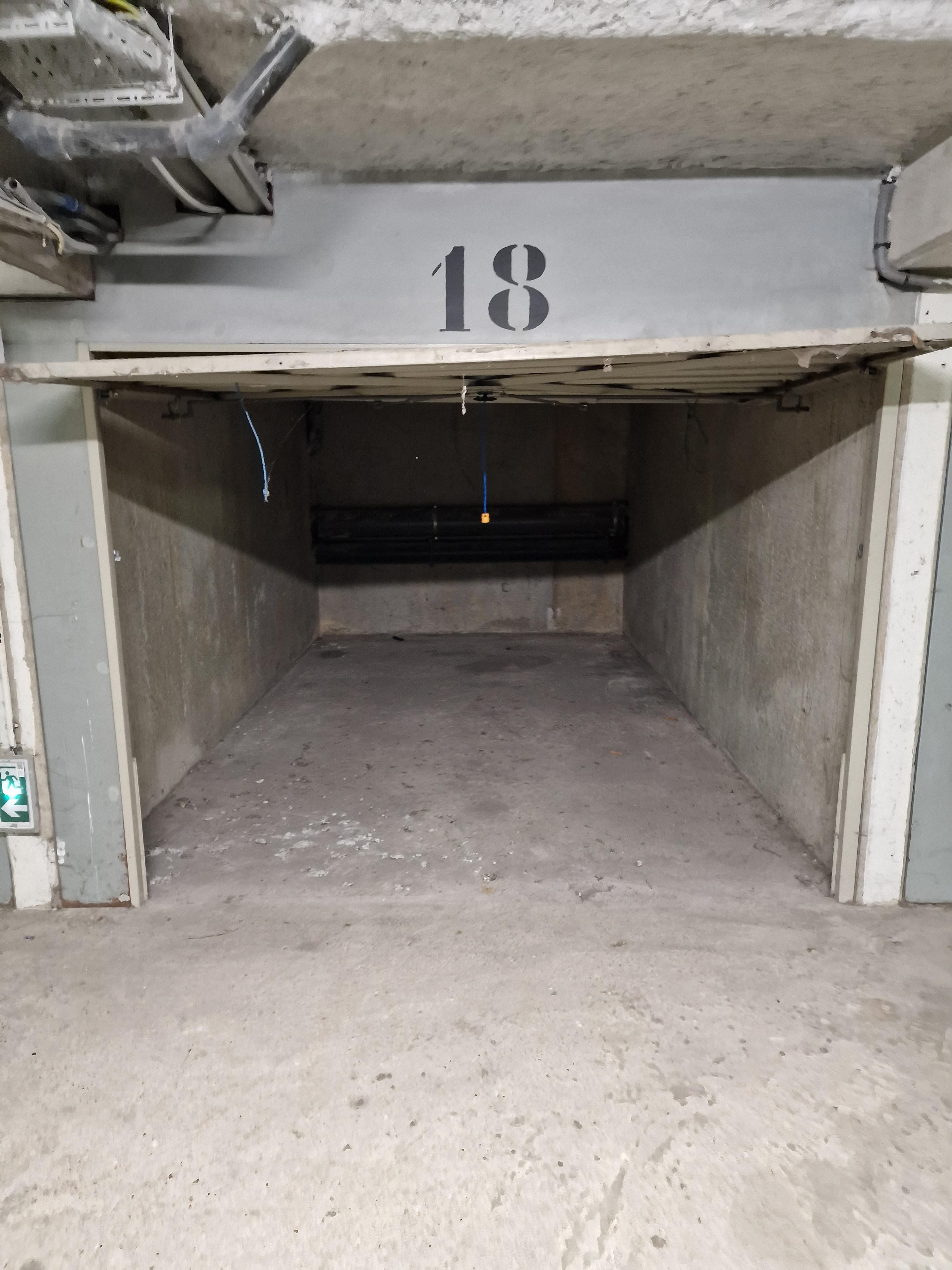 Garage sécurisé de 13 m² à Guyancourt