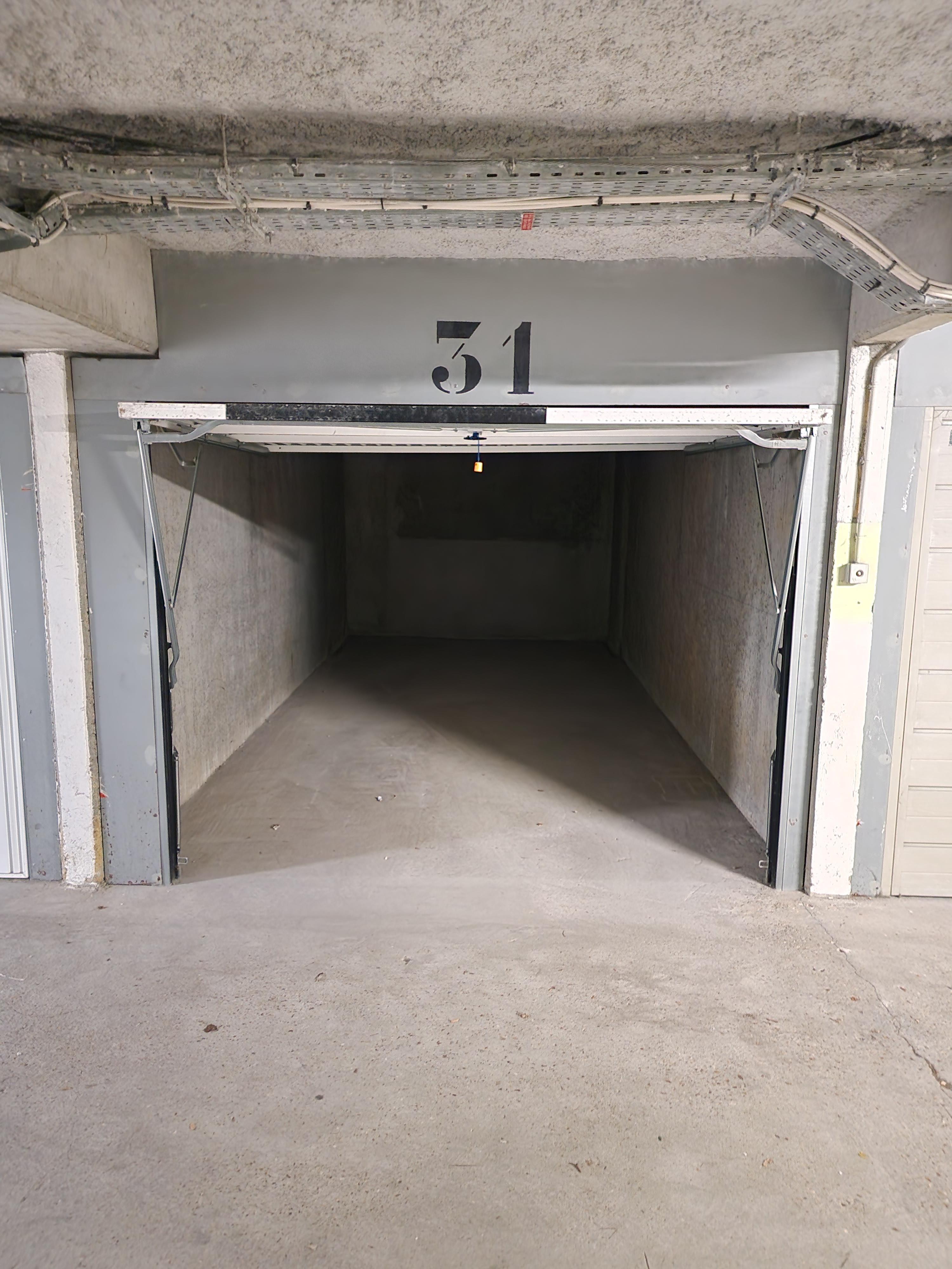 Box / Guyancourt / 16m²