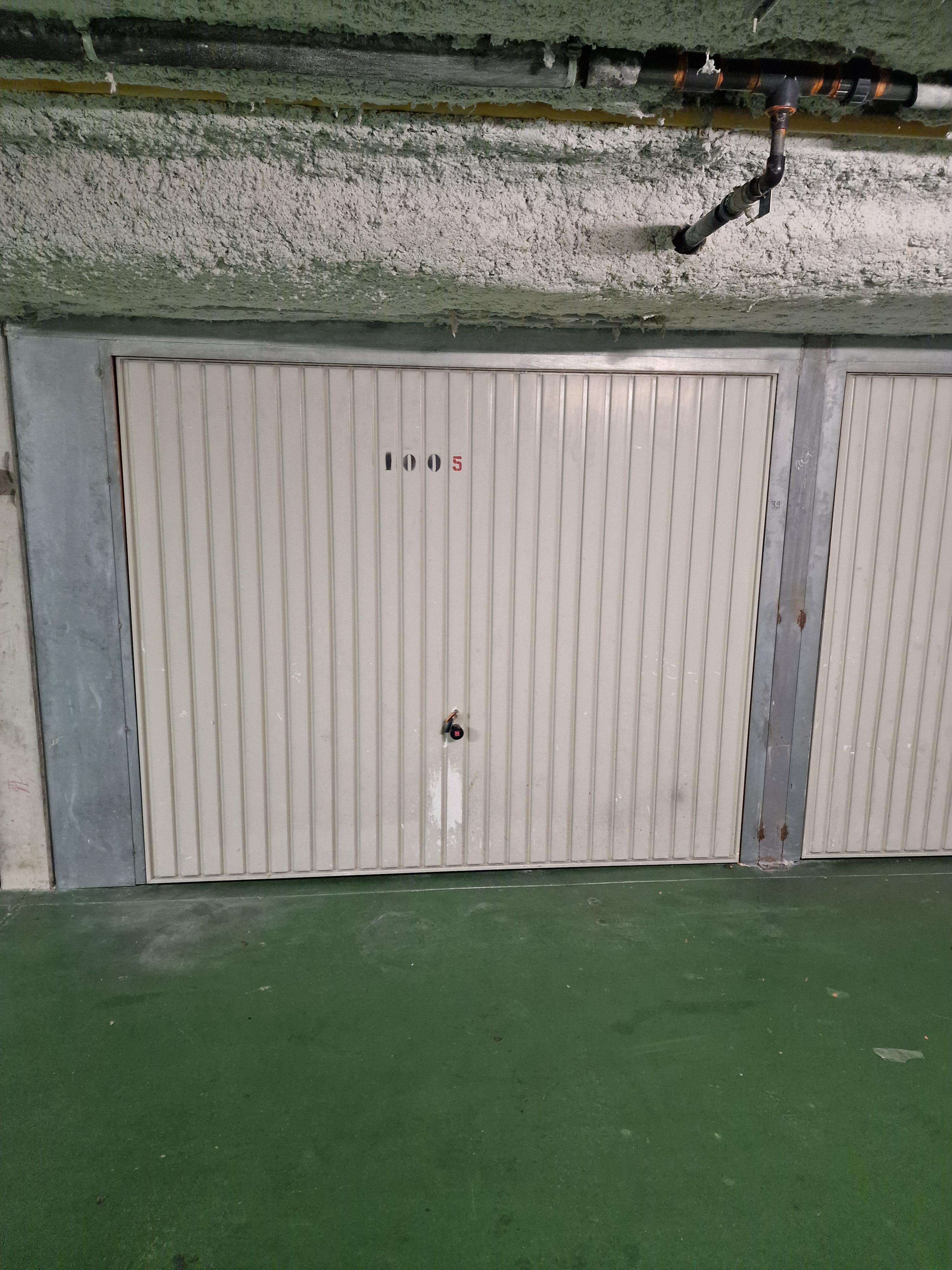 Annonce de location de garage à Guyancourt