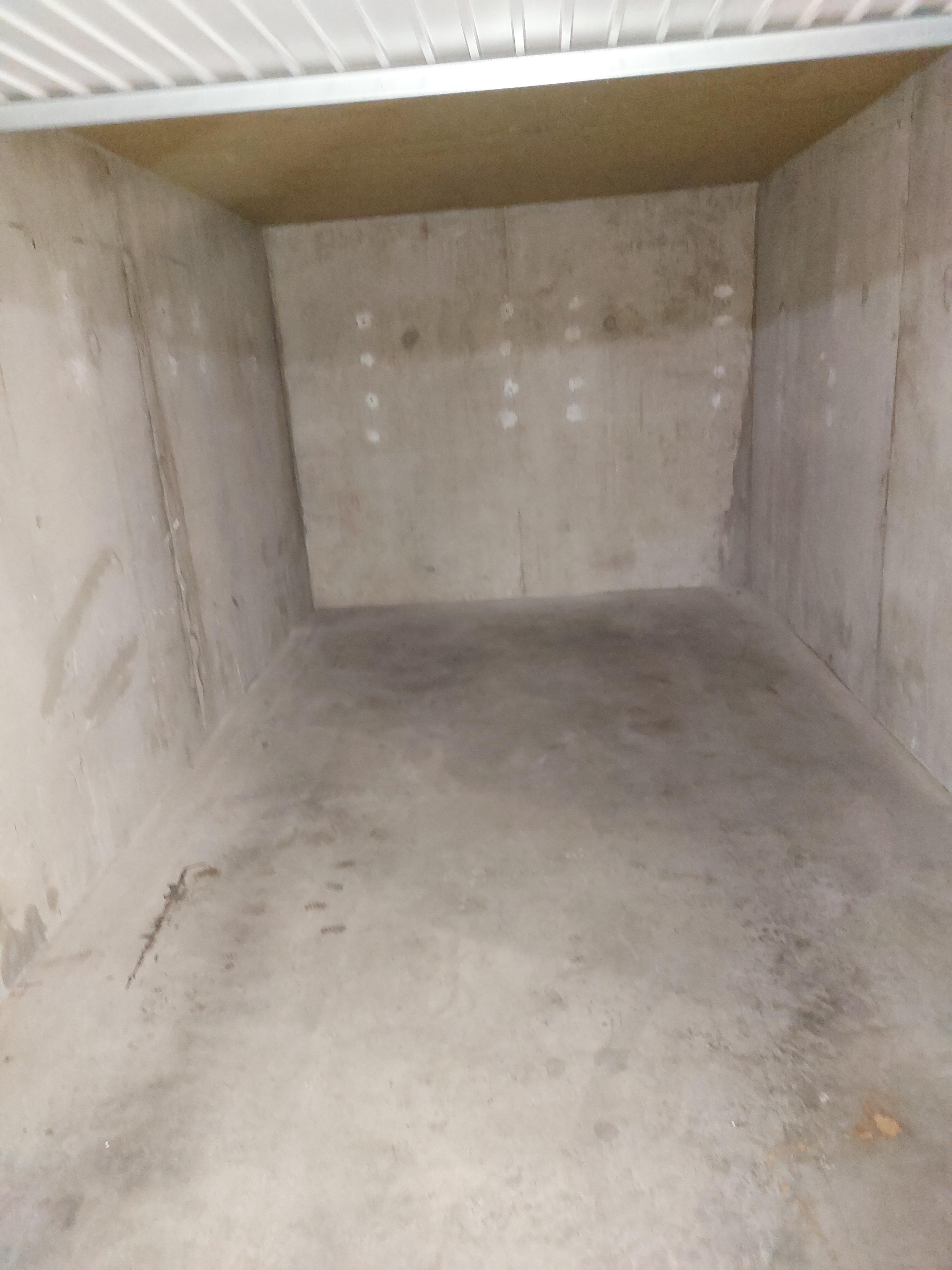 Garage/box à Fillière 13m²