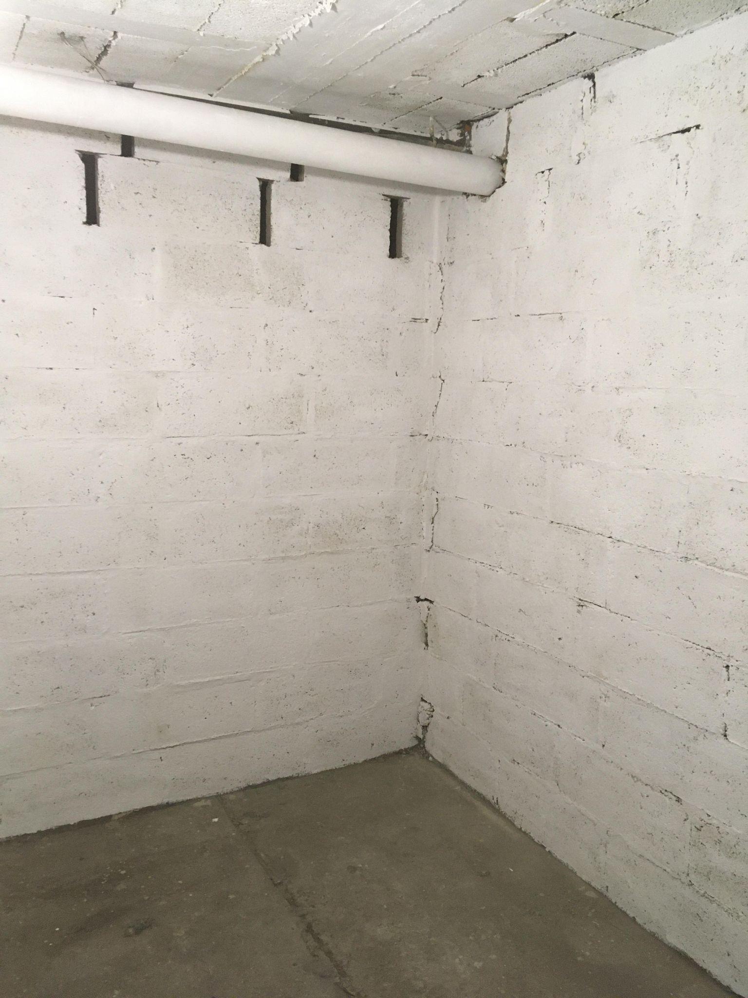 Belle Cave de 6m² à Saint Maur des