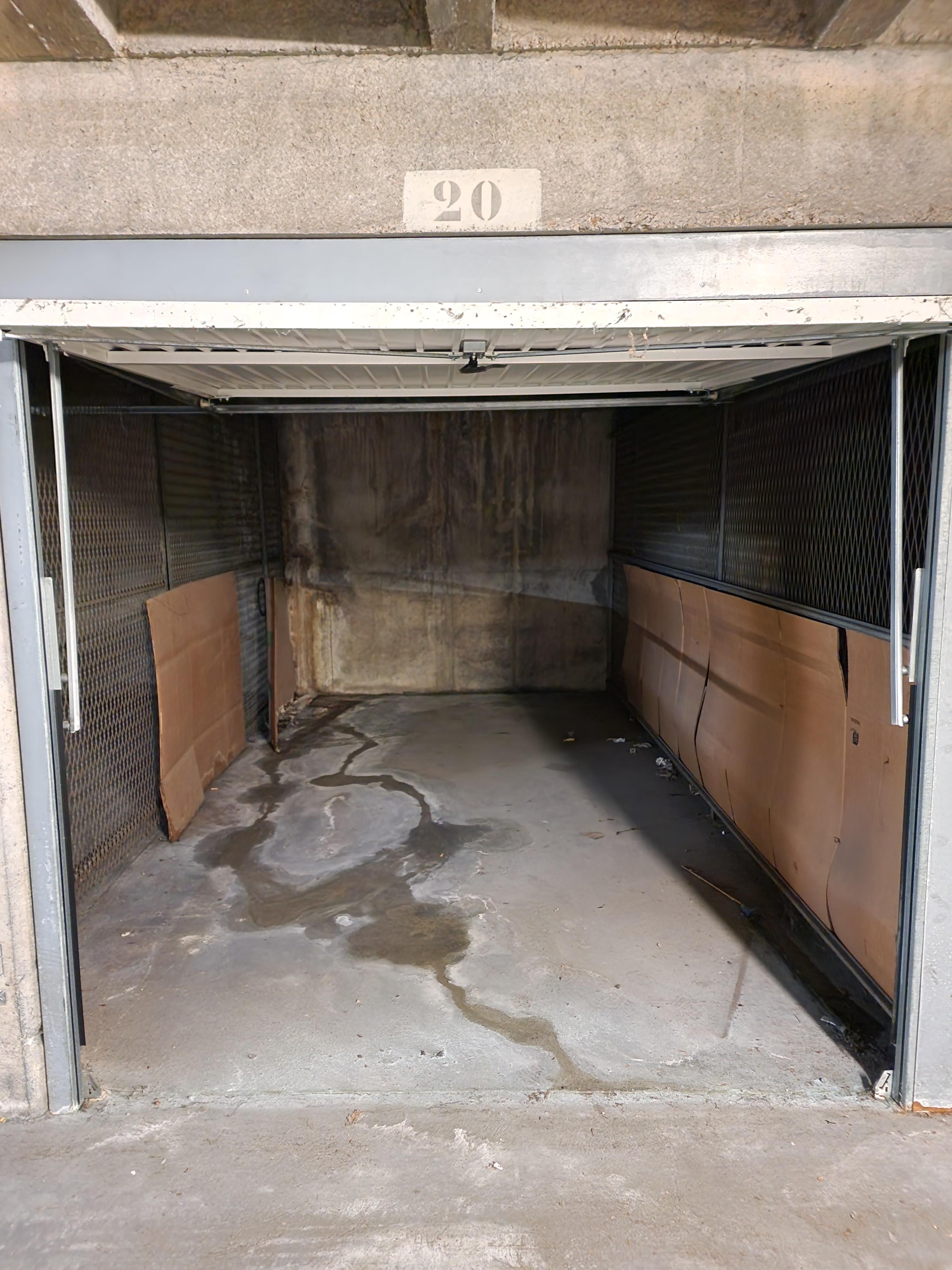 Garage privé de 12m²