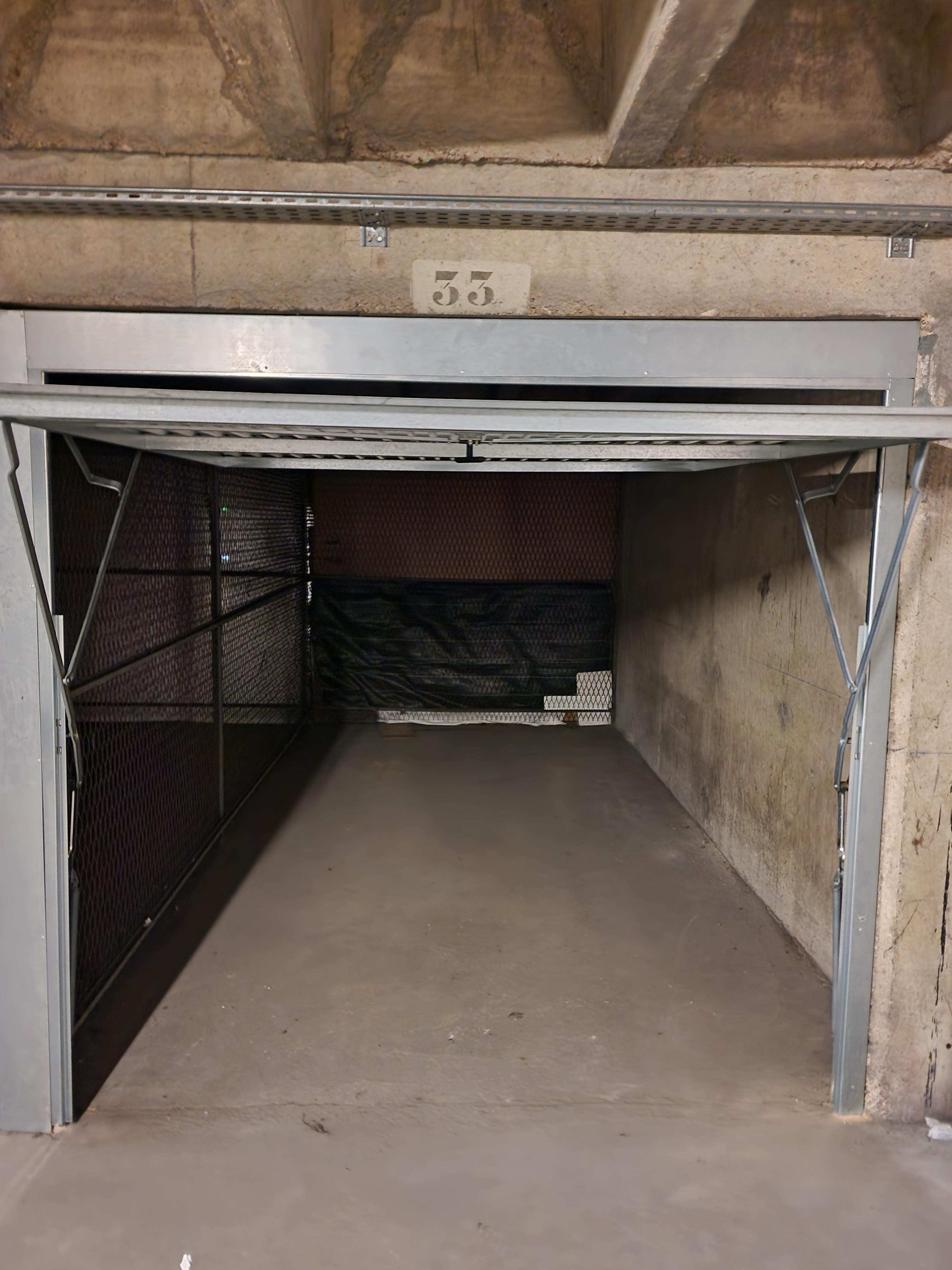 Garage privé de 12m²