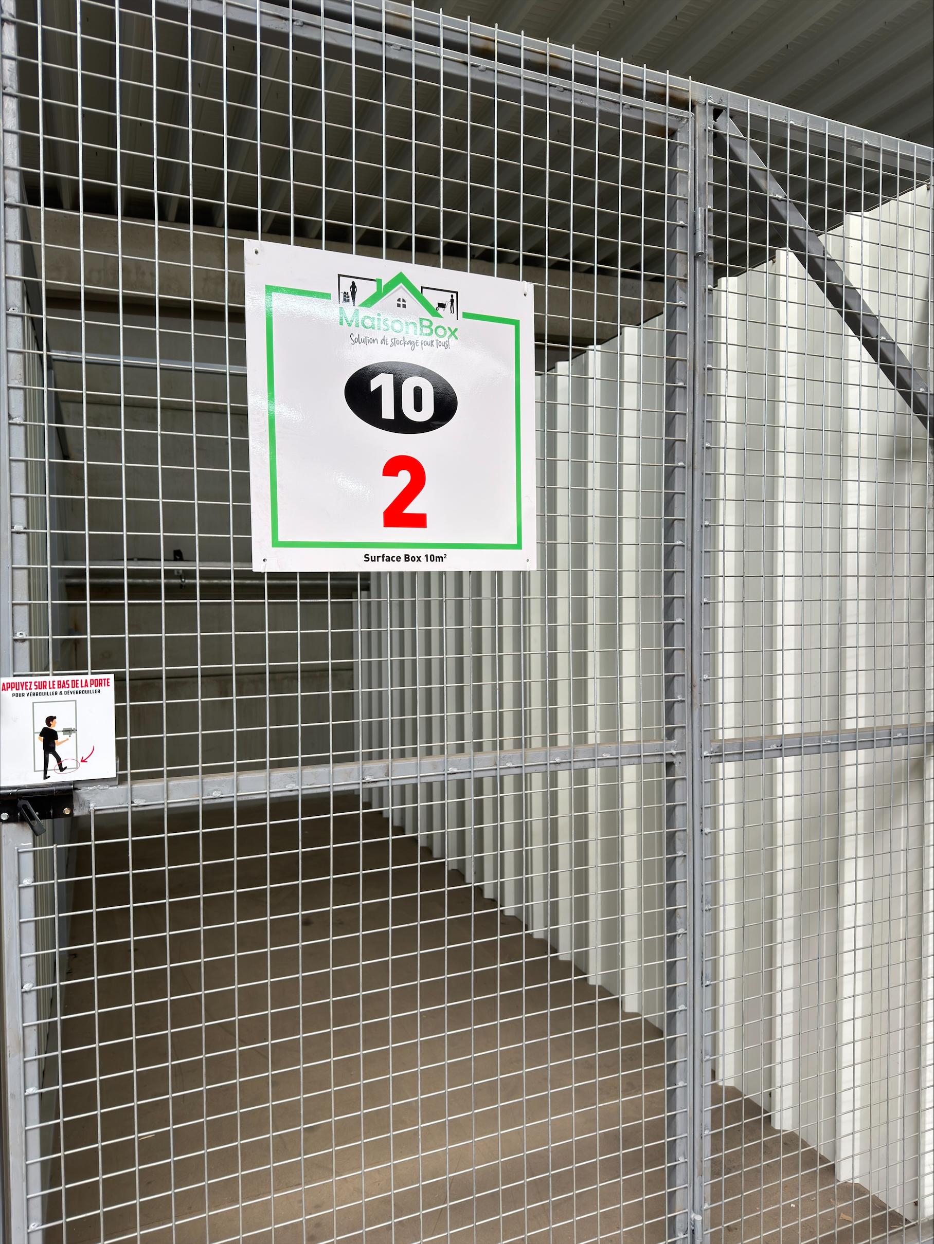 Box de 10m2 à Stains 93