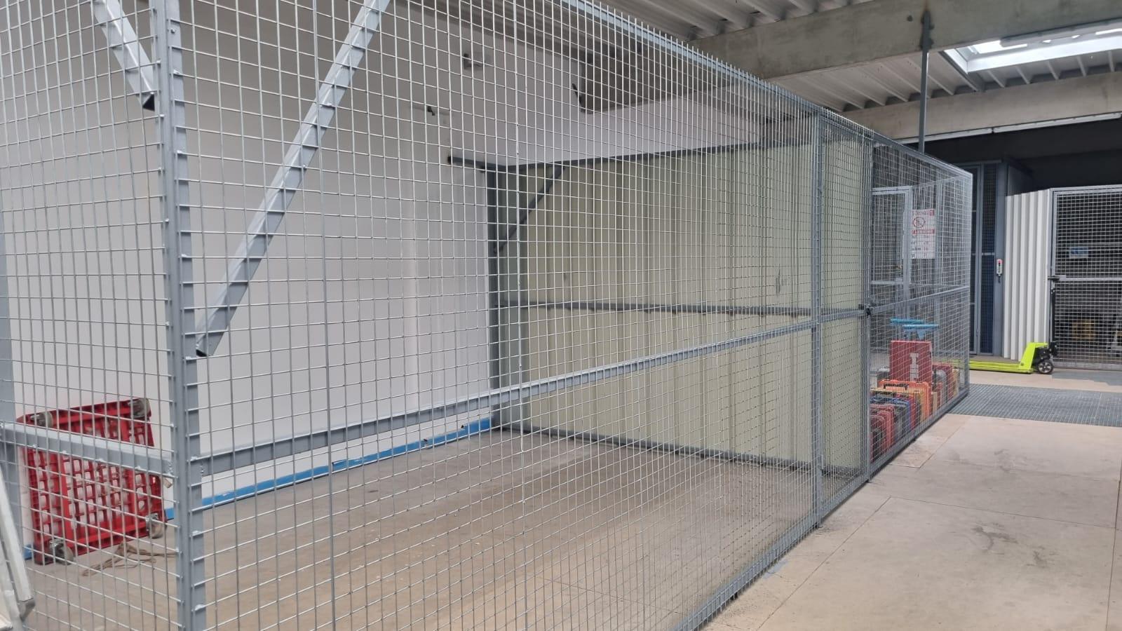 Box de 15m2 à Stains 93
