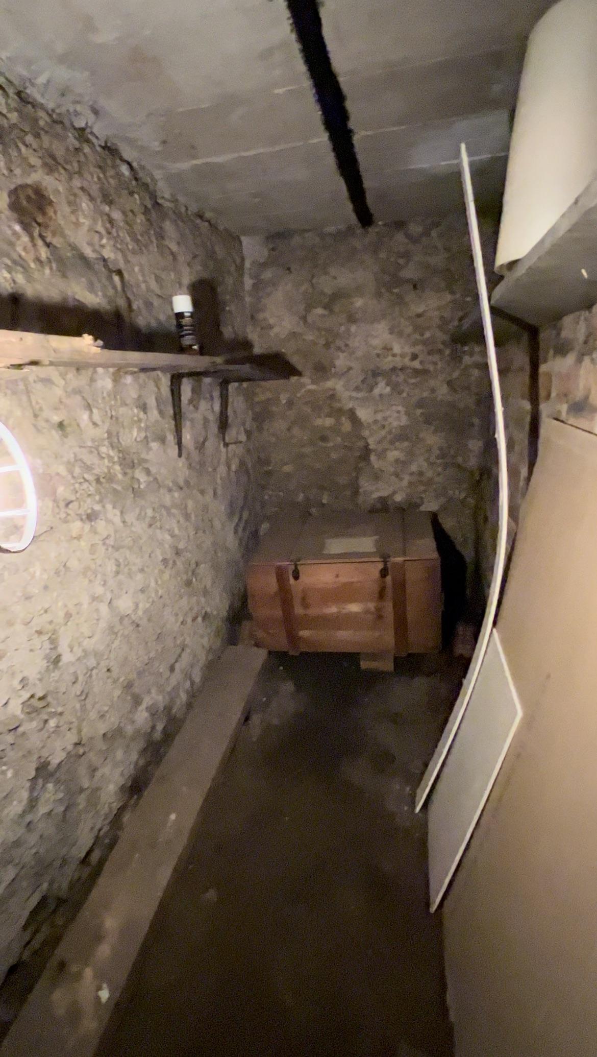 Cave saine dans le 10e arrondissement