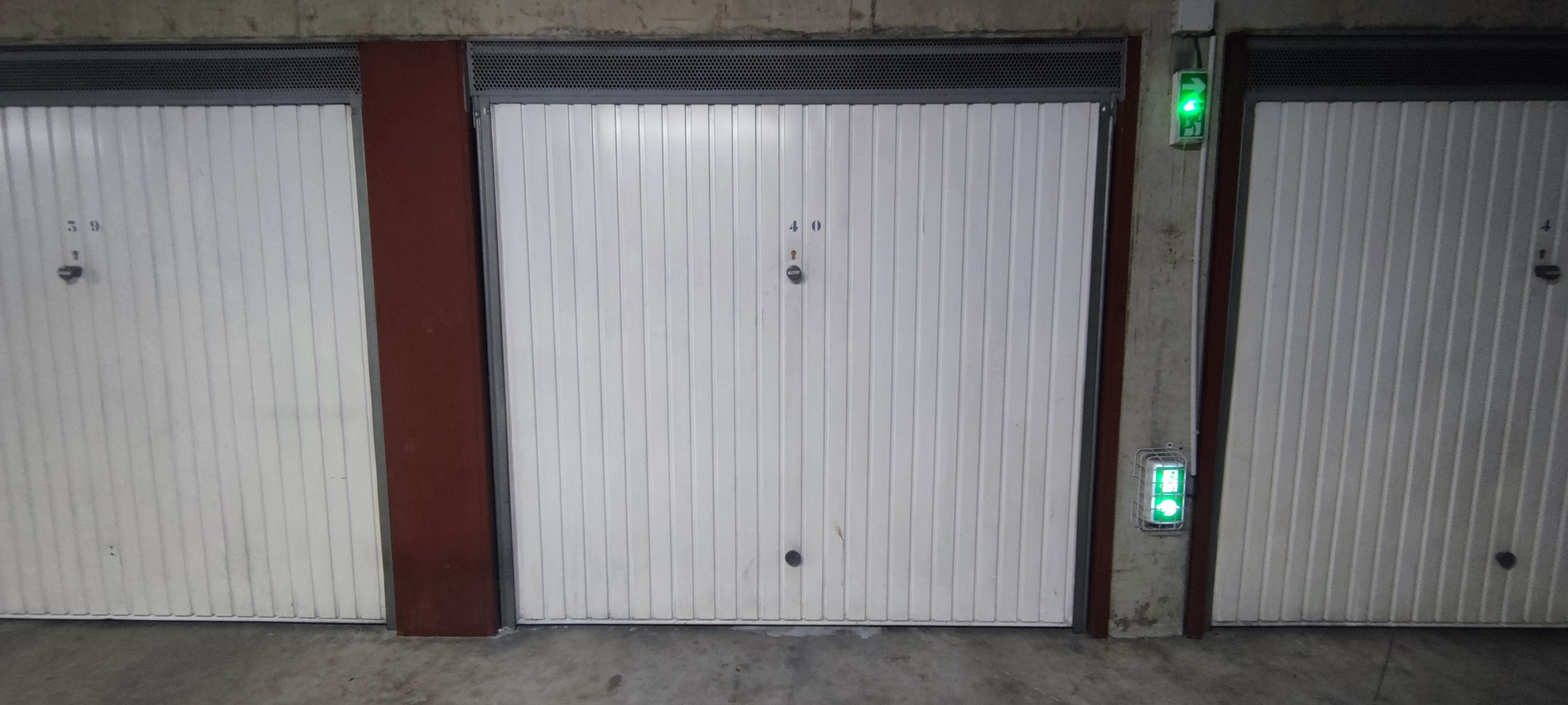 INTRA - Garage à louer