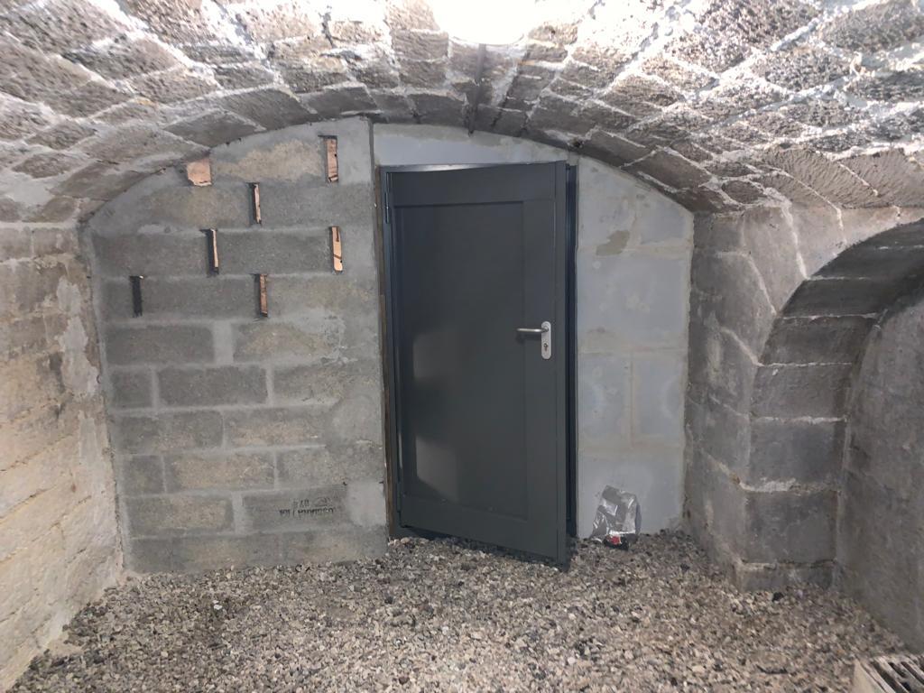 Cave de 34m2 dans le Sentier à Paris