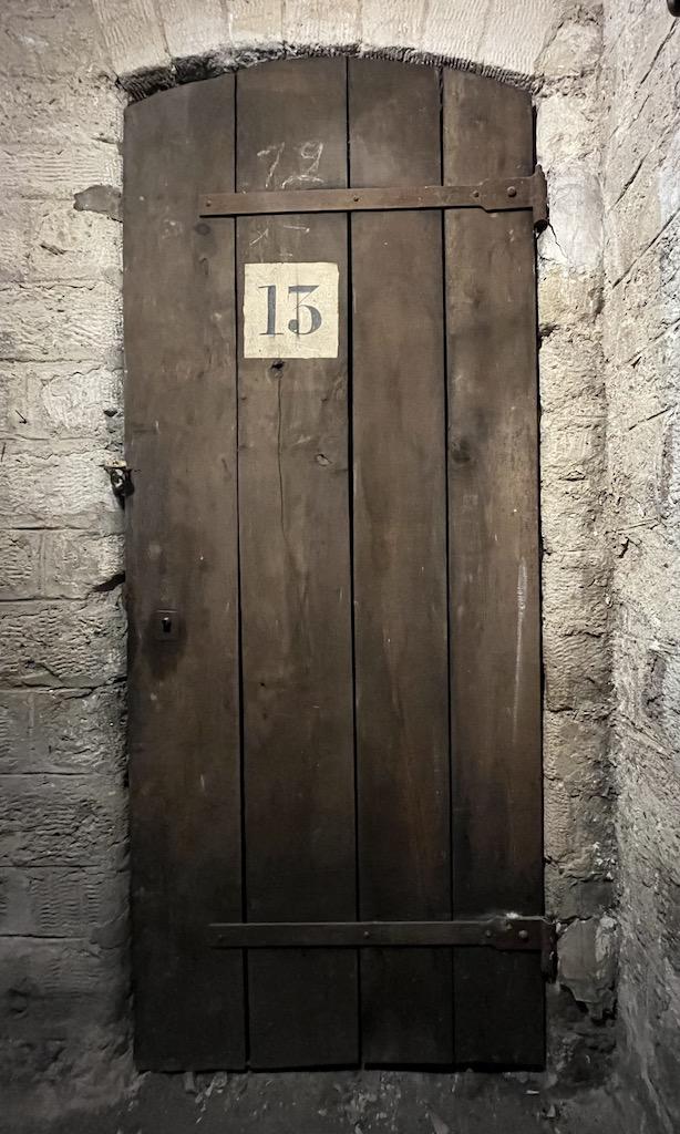 Cave 7 m2 - 58 rue Louise Michel