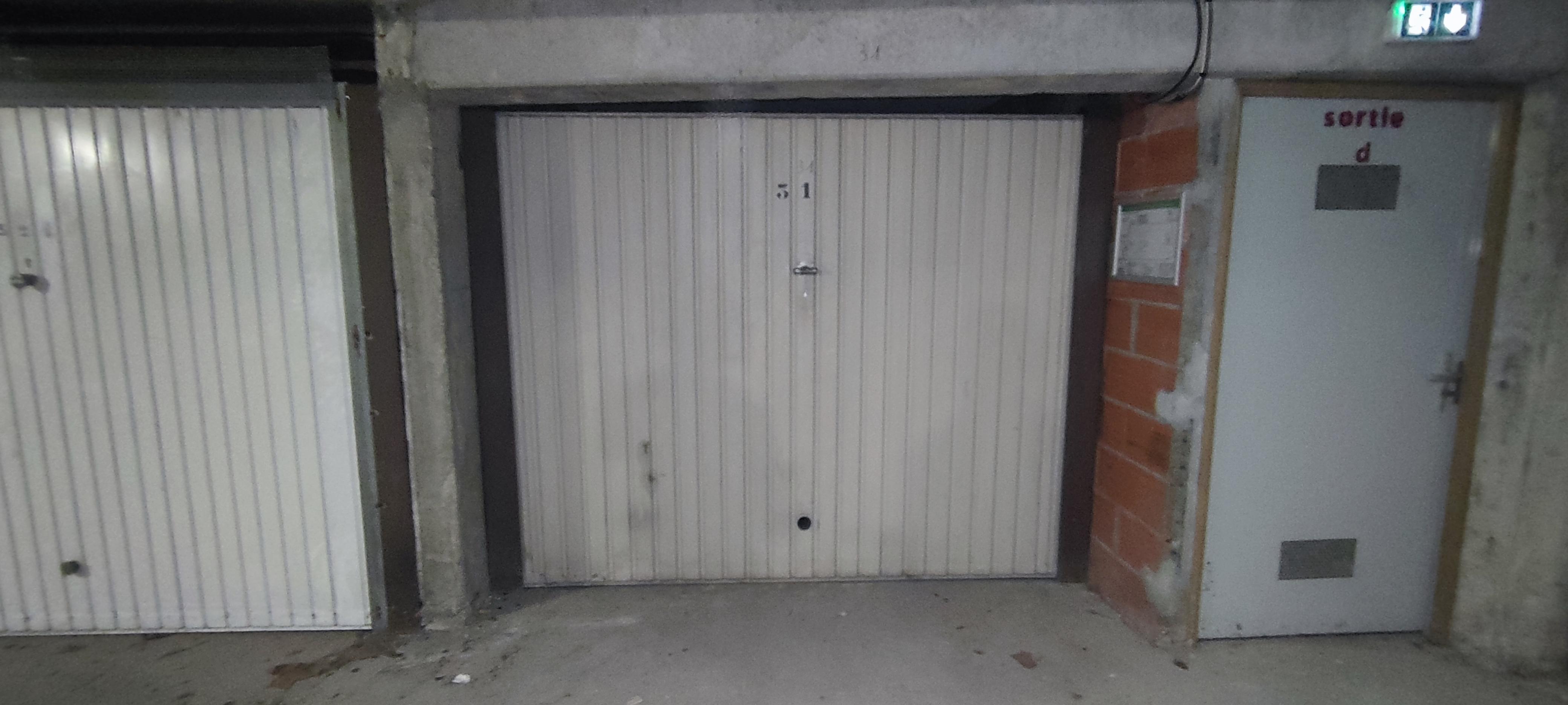 INTRA - Garage de 14m² sur Toulouse
